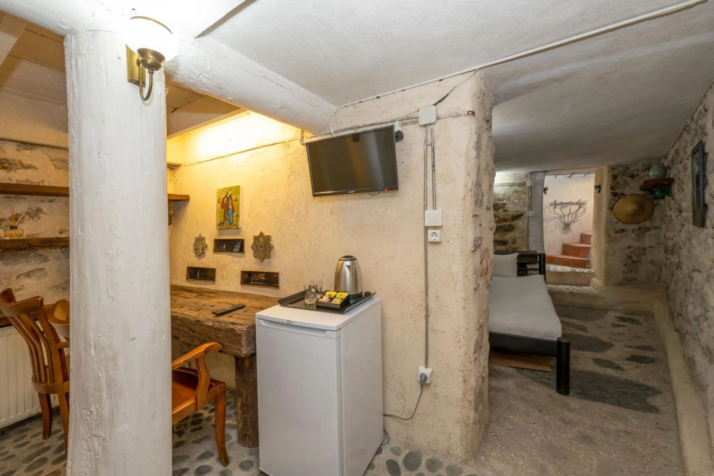 TV and multimedia in Taksim Antique Hotel