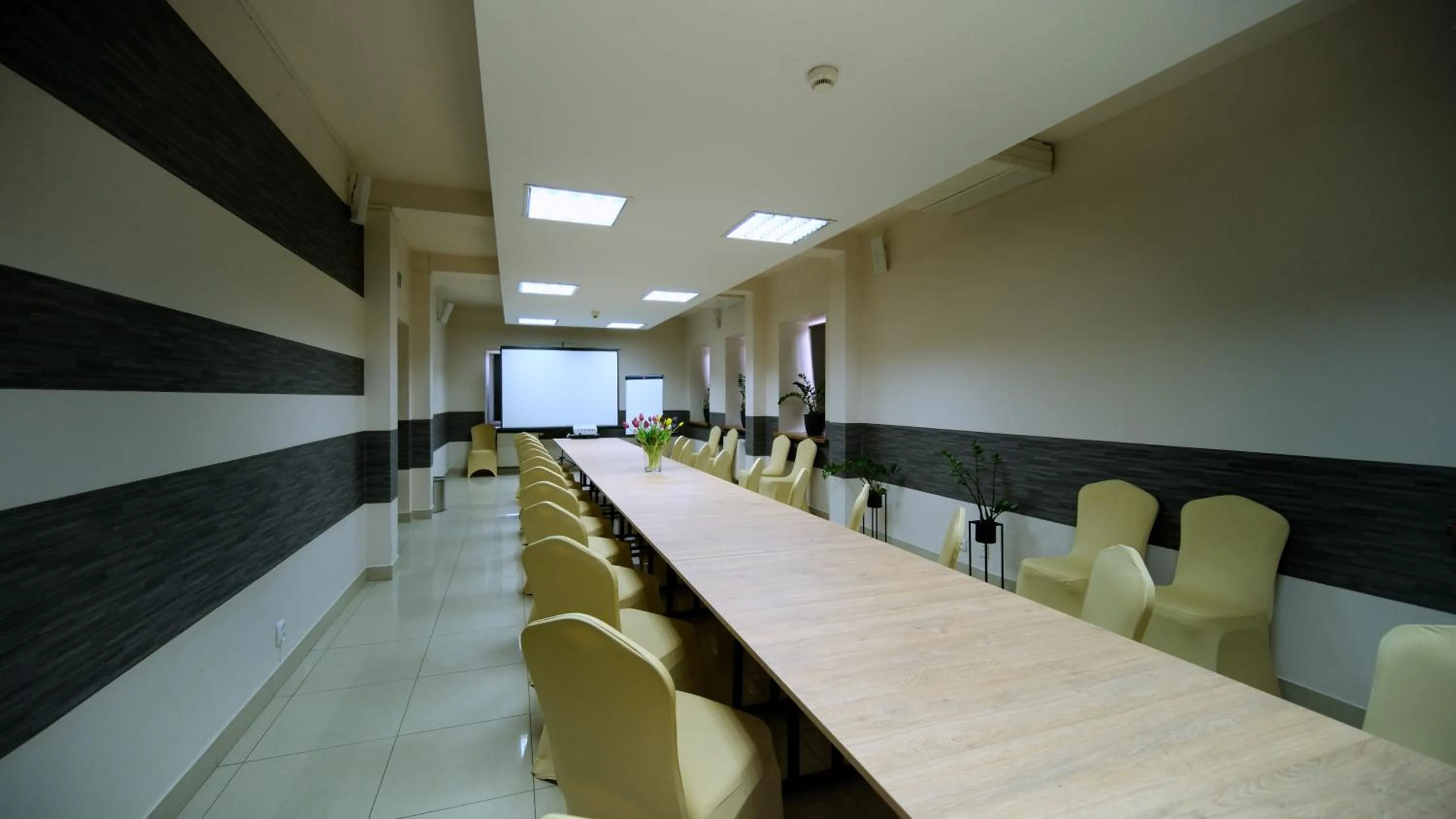 Meeting/conference room in Nova Hotel