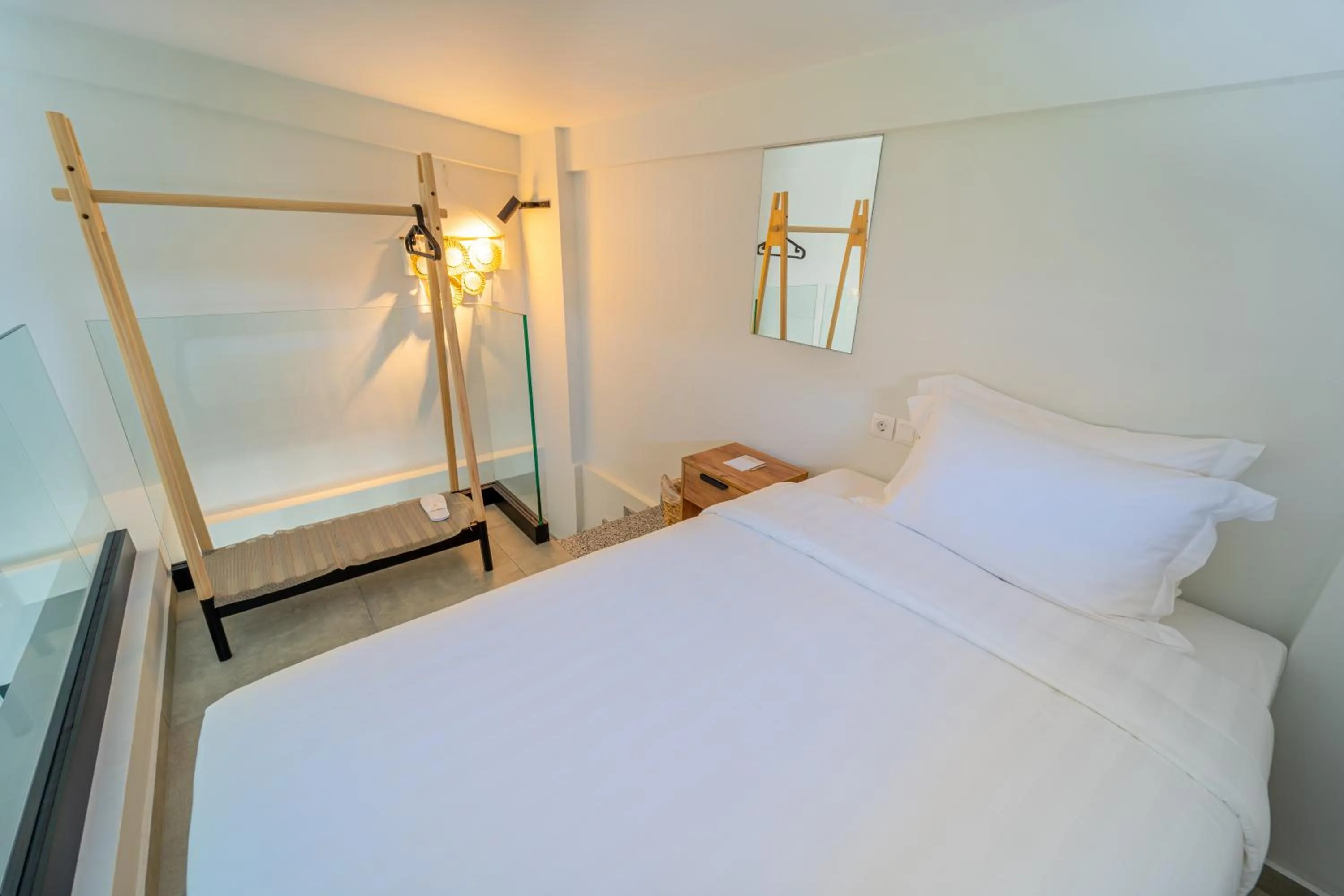 Bed in Niso Skiathos