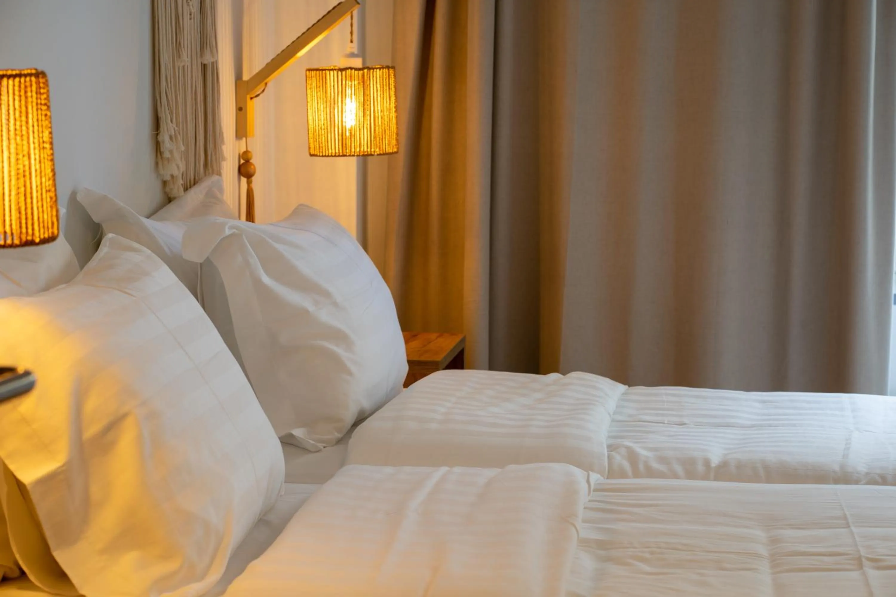 Bed in Niso Skiathos