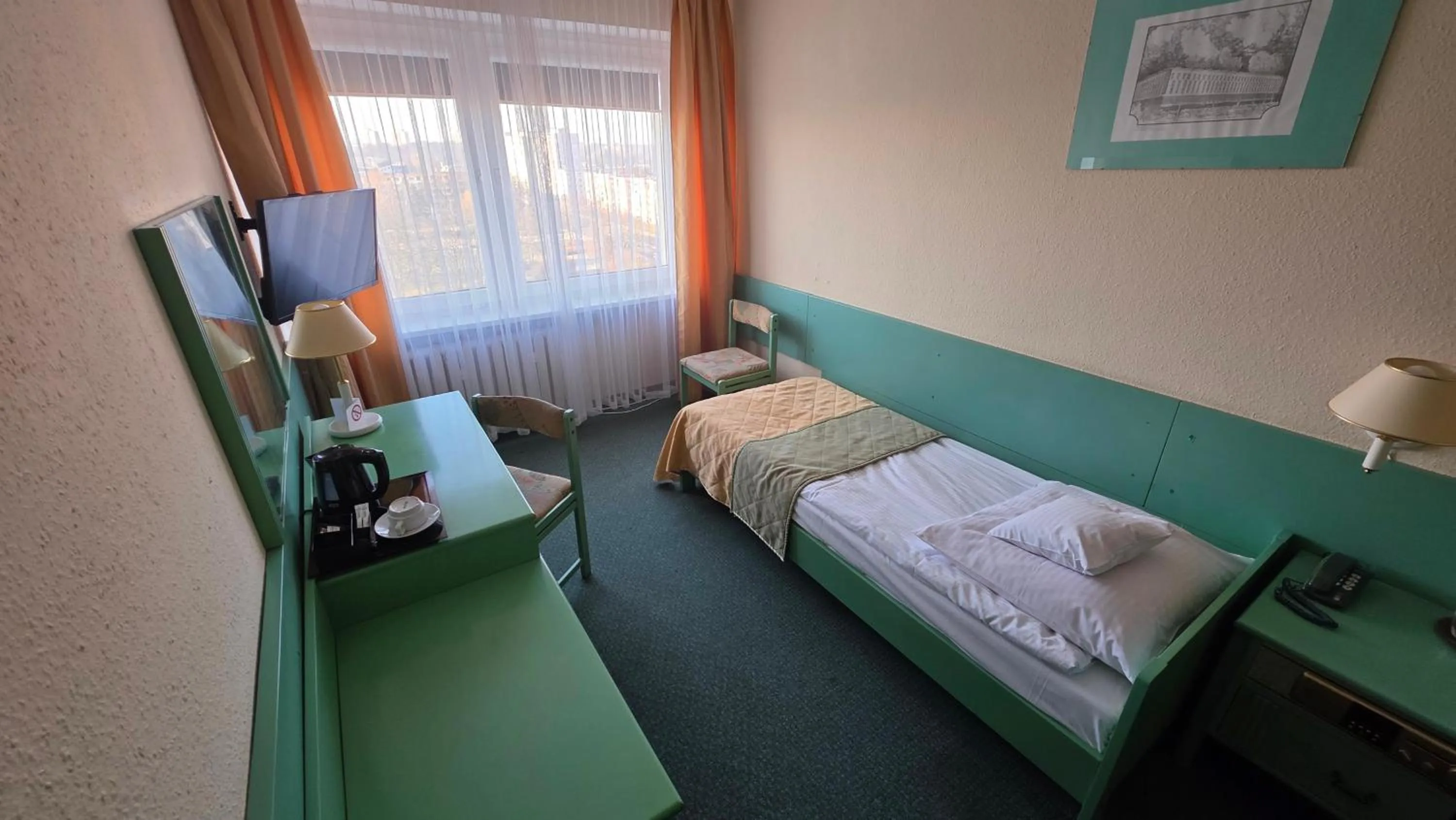 Bed in Hotel Gromada Pila