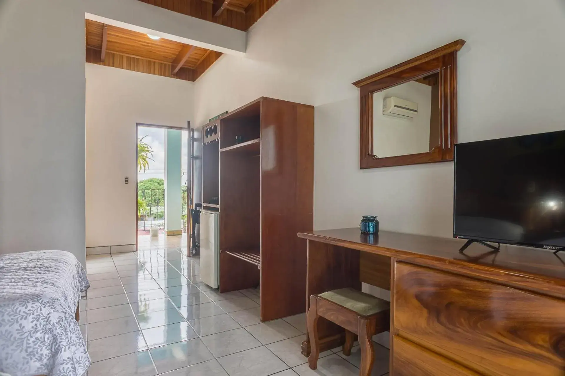 Twin Room with Mountain View in The Blue Suites & Spa Twin Room with Mountain View in The Blue Suites & Spa