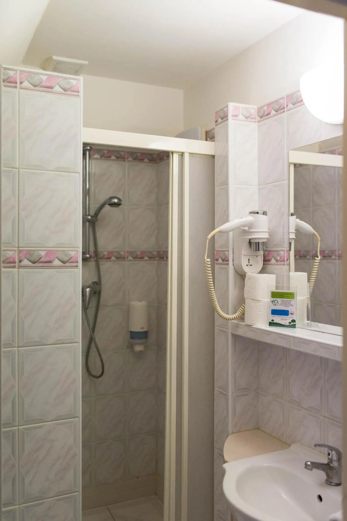Shower in Hotel Mazury