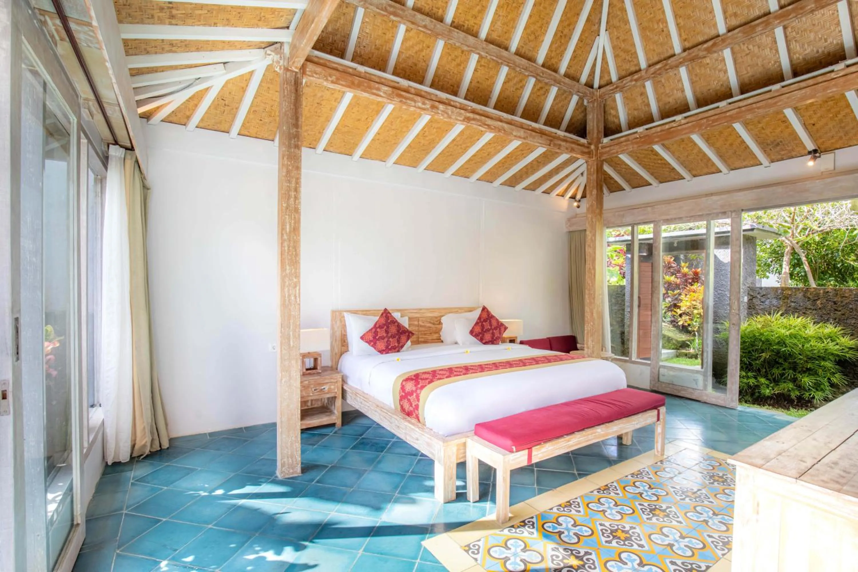 Patio, Bed in Tanta Escape