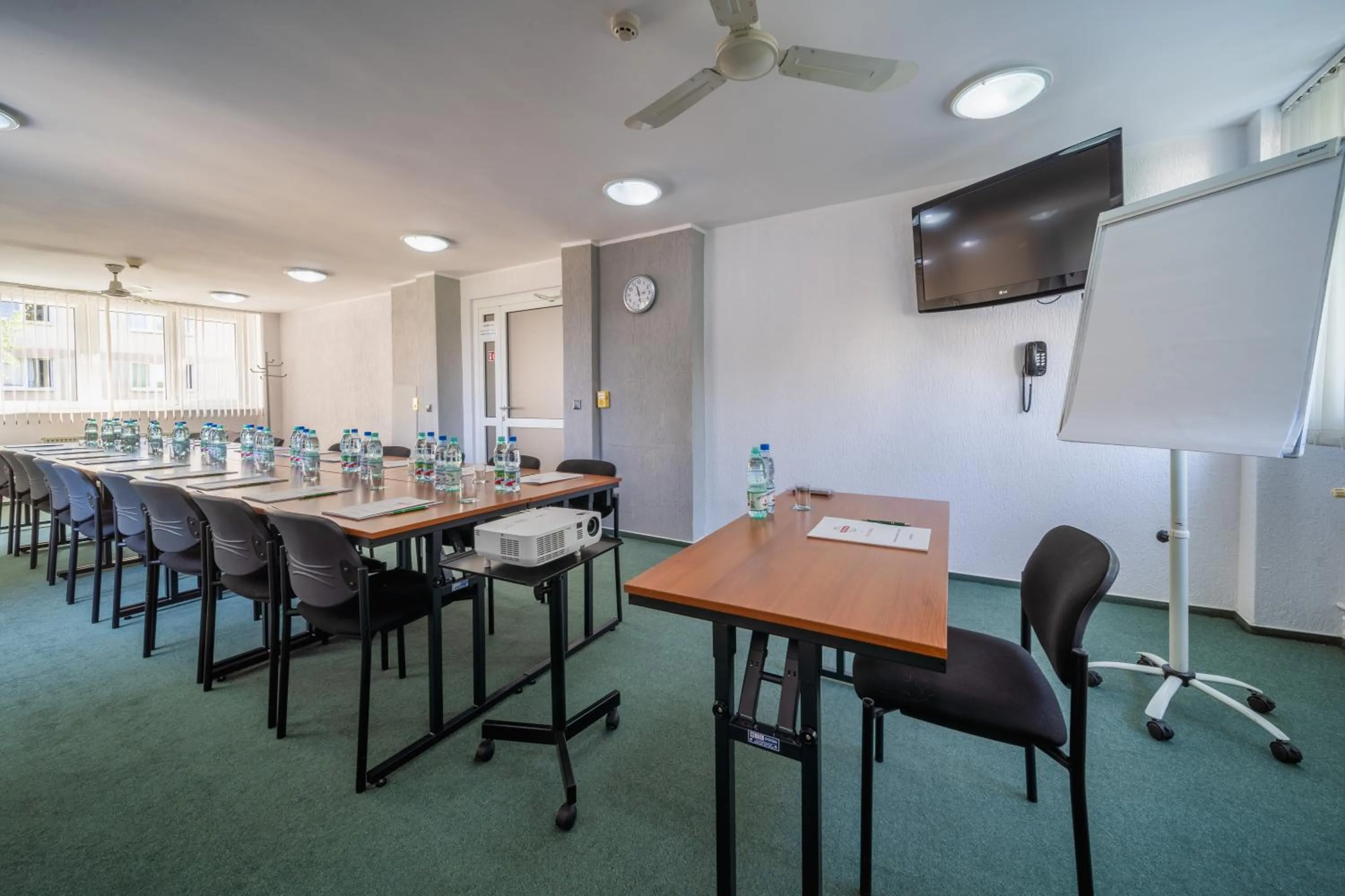 TV and multimedia in Hotel Gromada Poznań