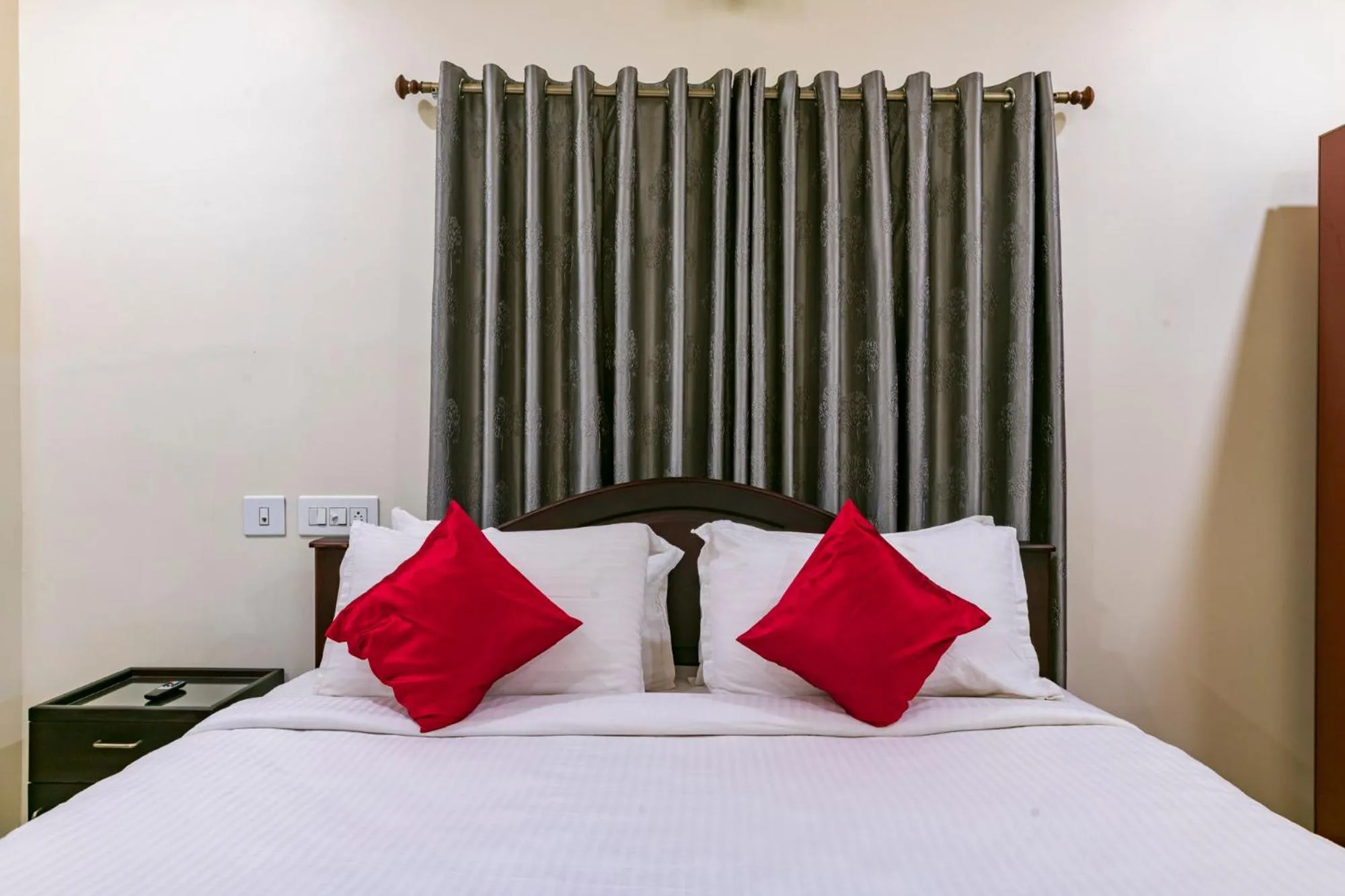 Bed in Pine Clough Resort Vagamon