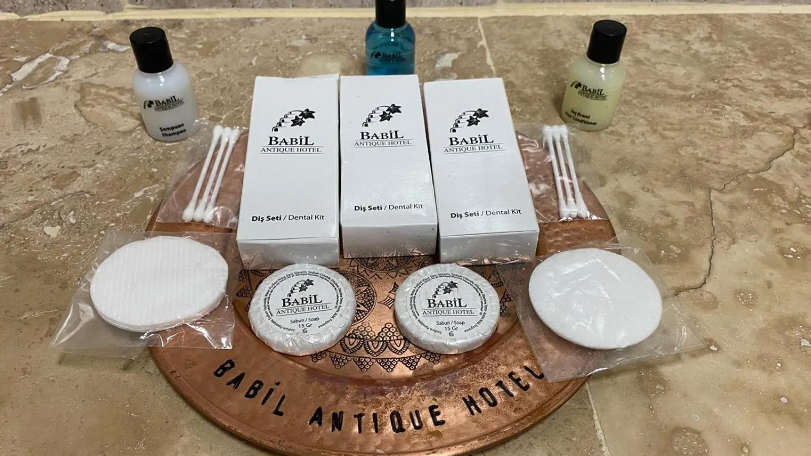 Coffee/tea facilities in BABIL ANTIQUE HOTEL