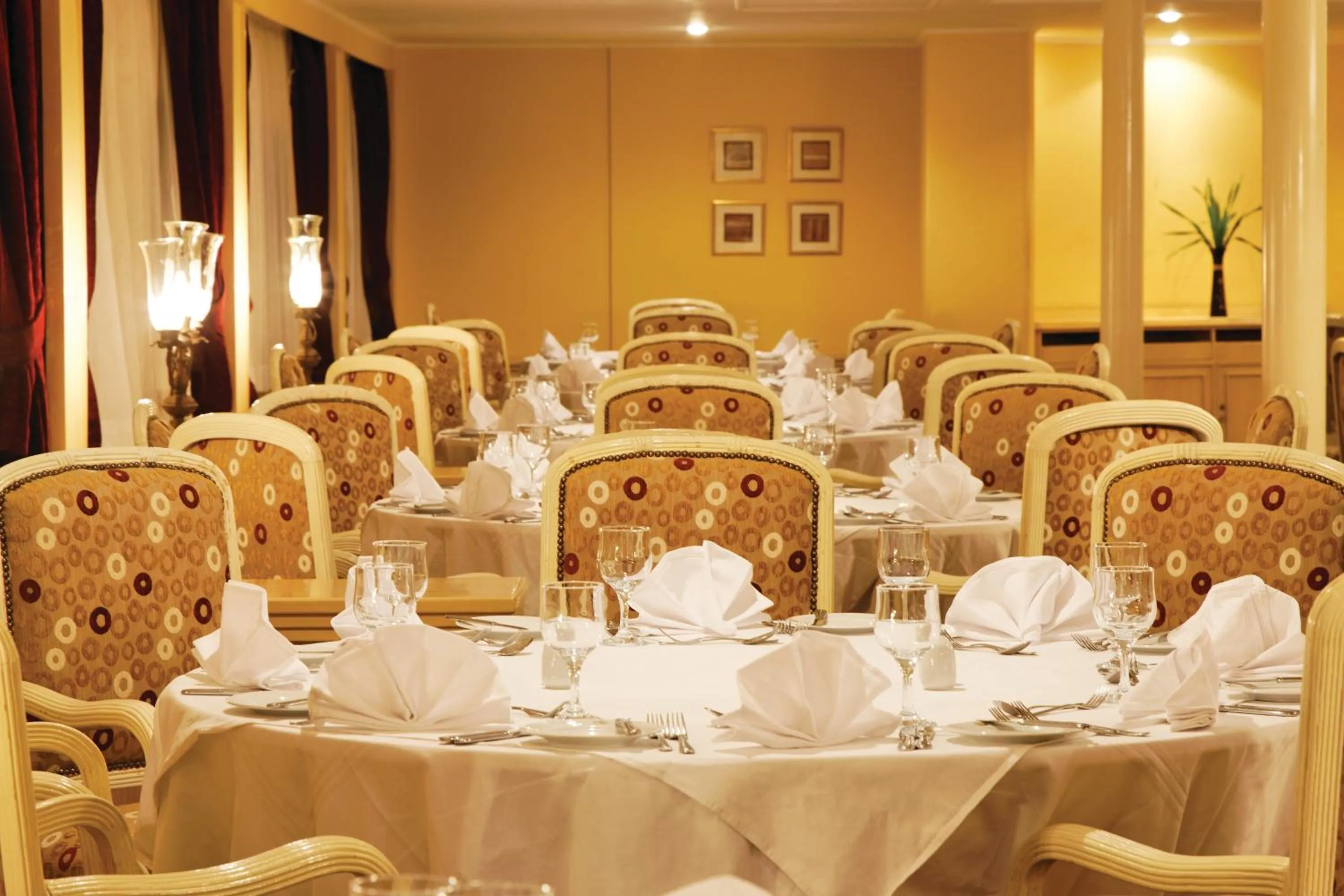 Restaurant/places to eat in Mövenpick Prince Abbas Lake Nasser Cruise, Every Monday Four Nights From Aswan, Every Friday Three nights From Abu-Simbel - Including Excursions and Sightseeing