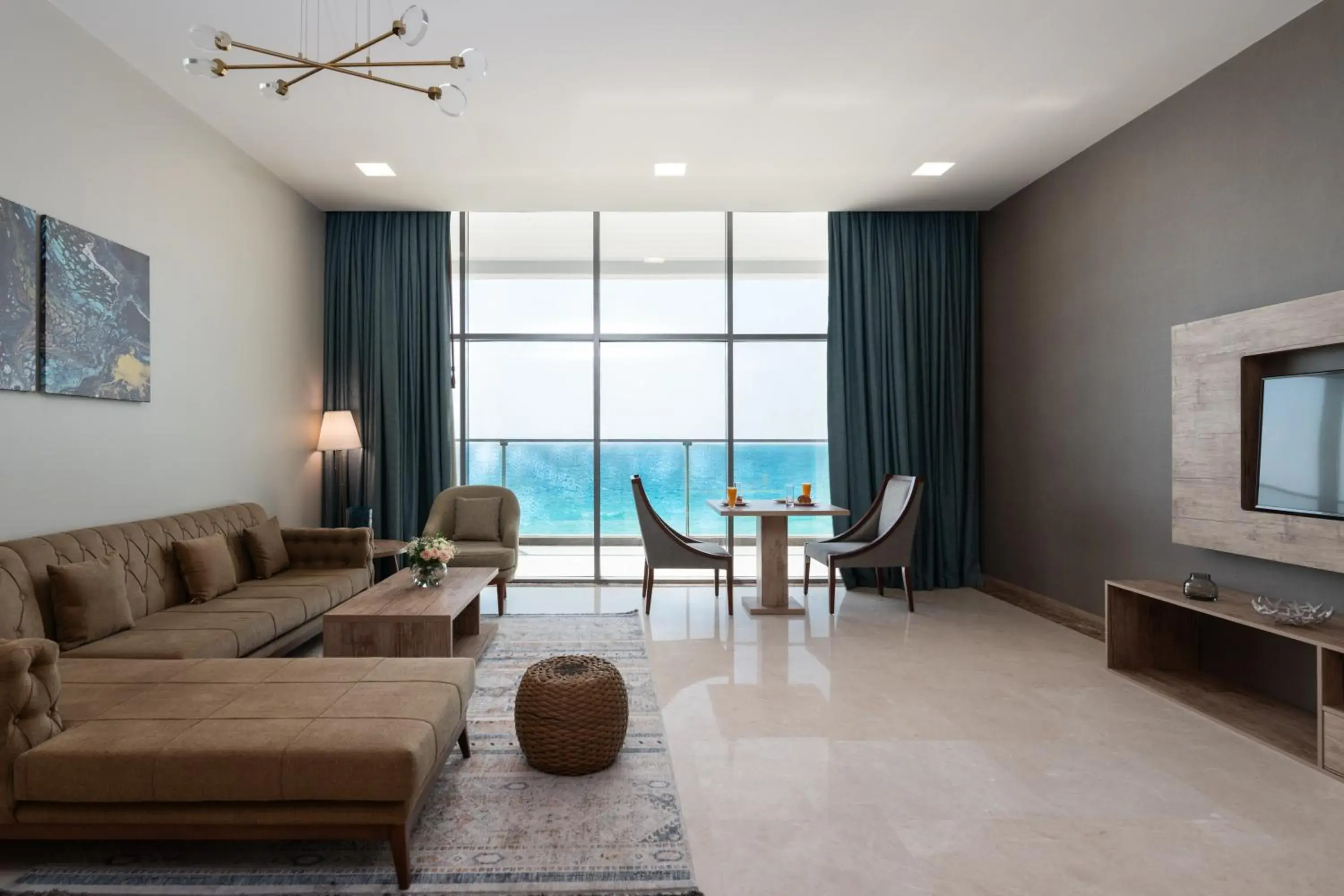 Suite with Sea View - single occupancy in Waves Hotel Suite with Sea View - single occupancy in Waves Hotel