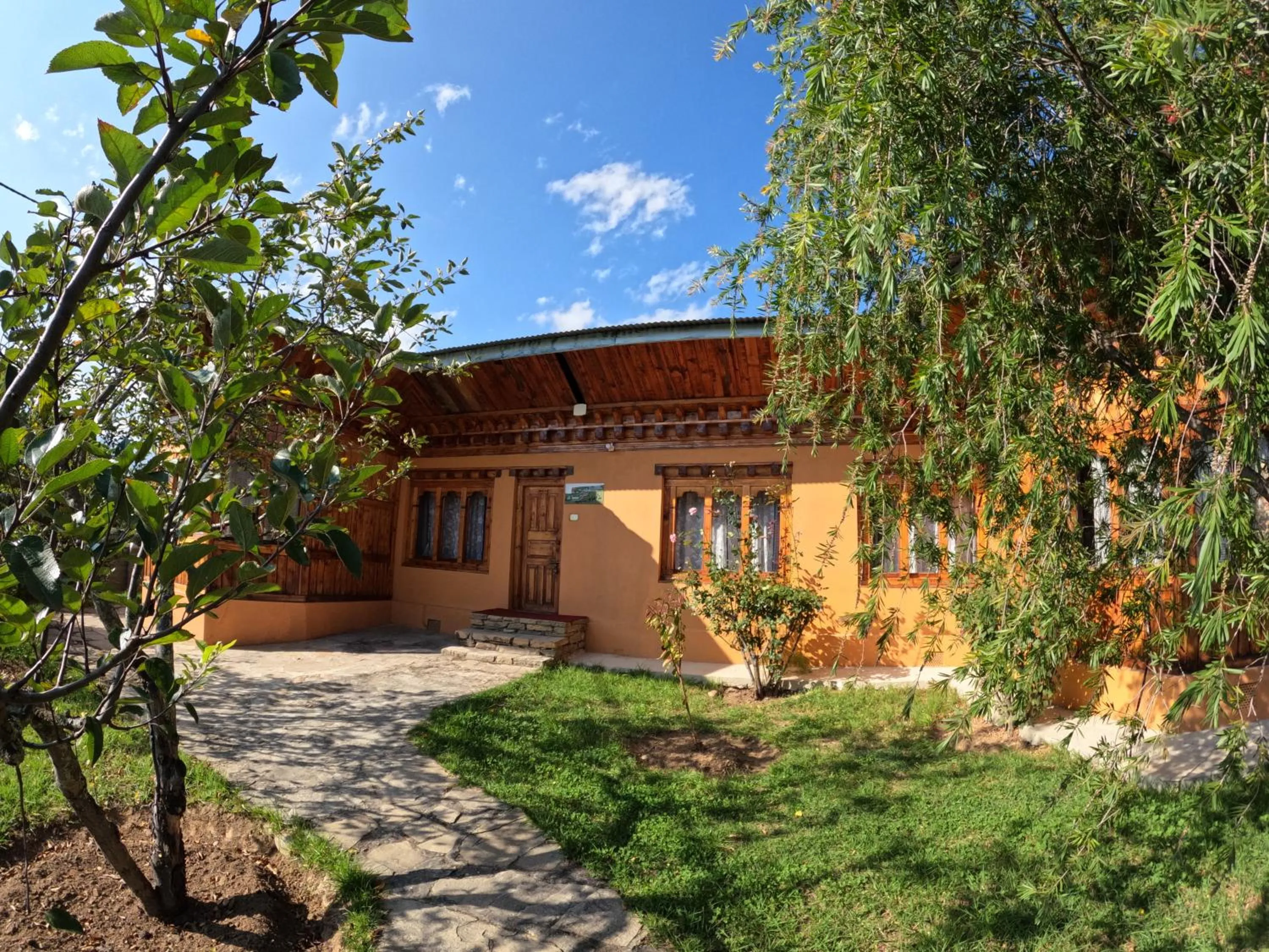 Photo of the whole room in Rema Resort