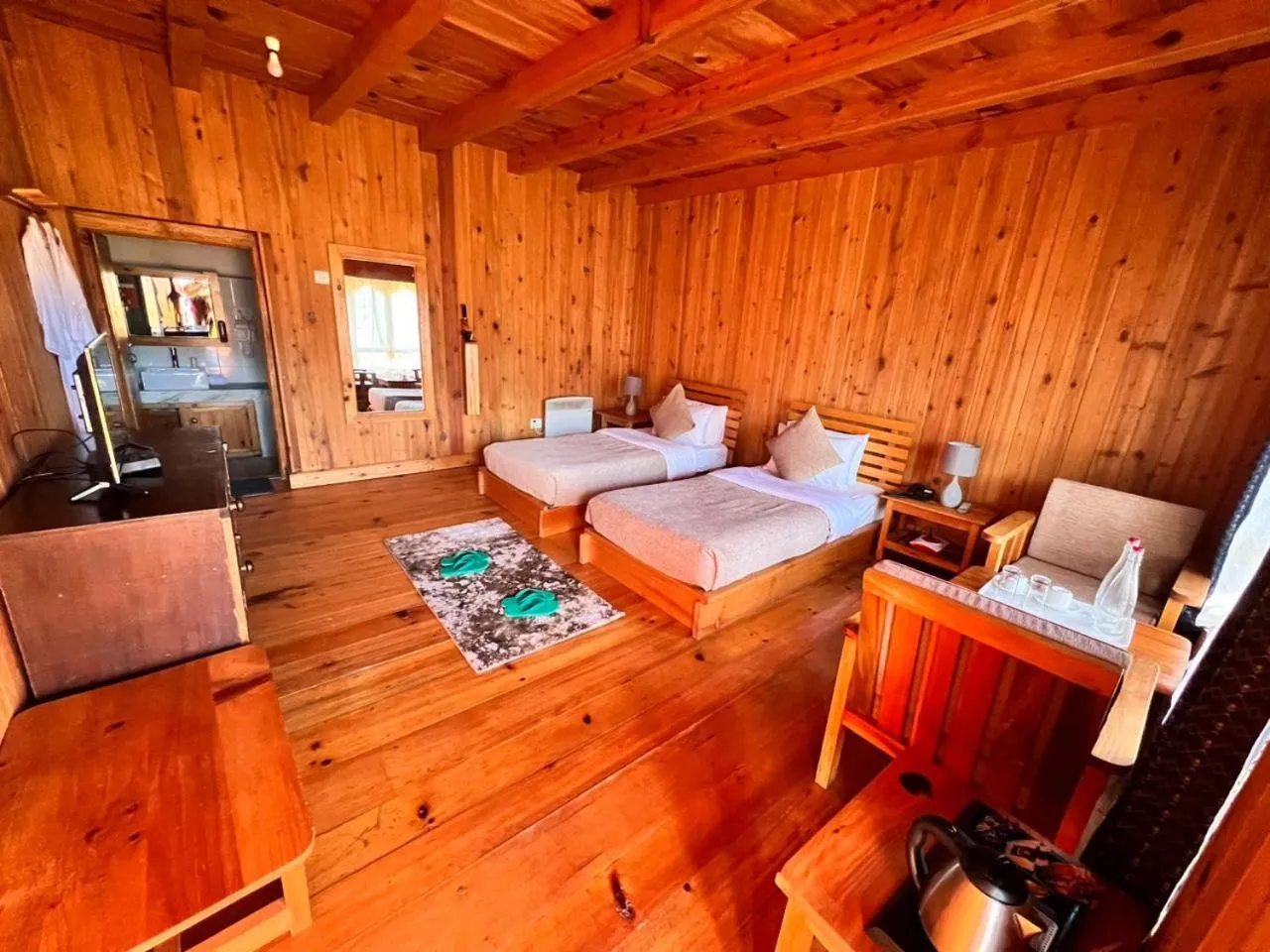 Photo of the whole room, Bed in Rema Resort