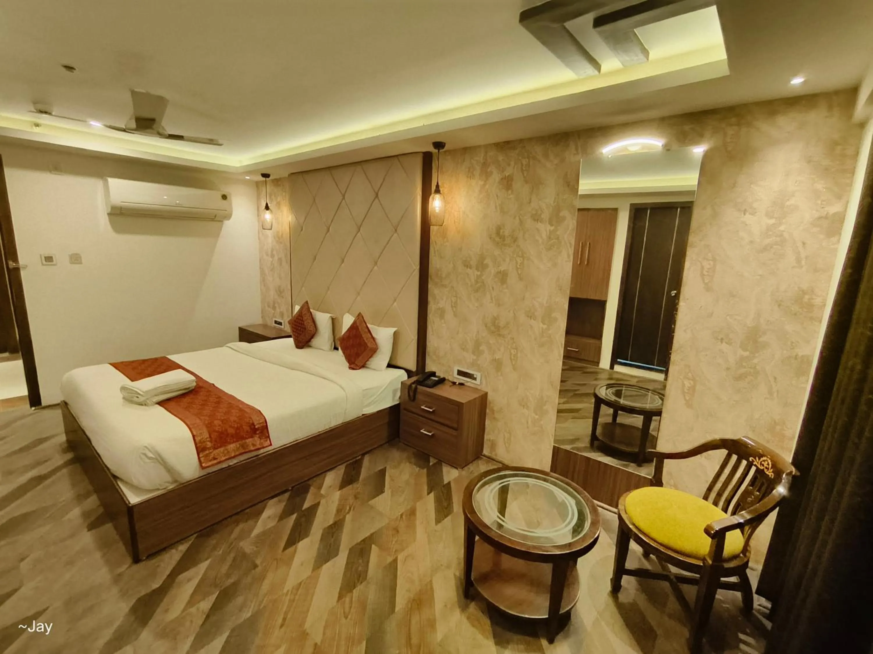 Property building, Bed in THE TRIUMPH Hotel