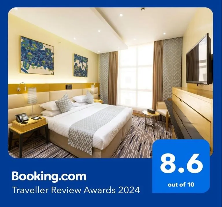 Bed in Qasr Al Sahab Hotel Makkah