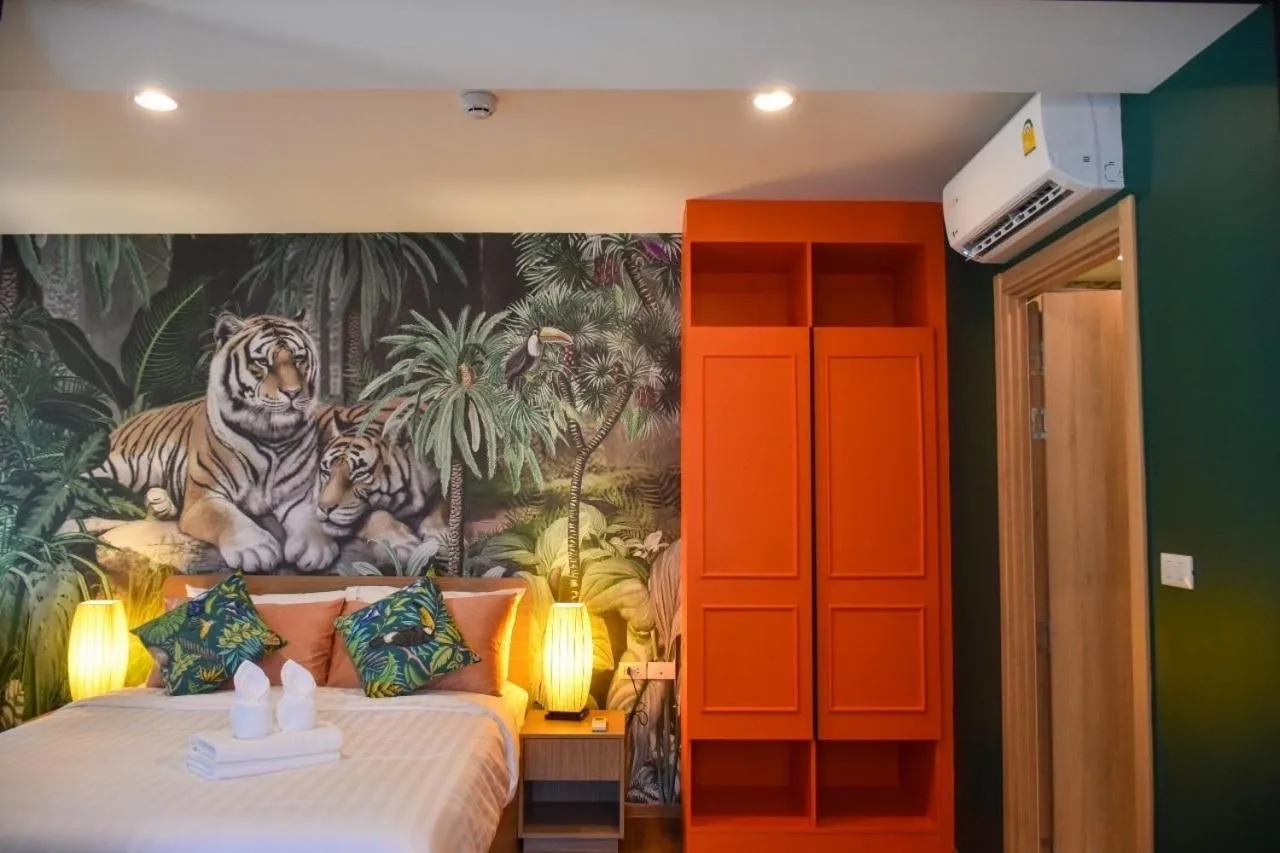 LA Beachfront Relaxation HuaHin by RT258