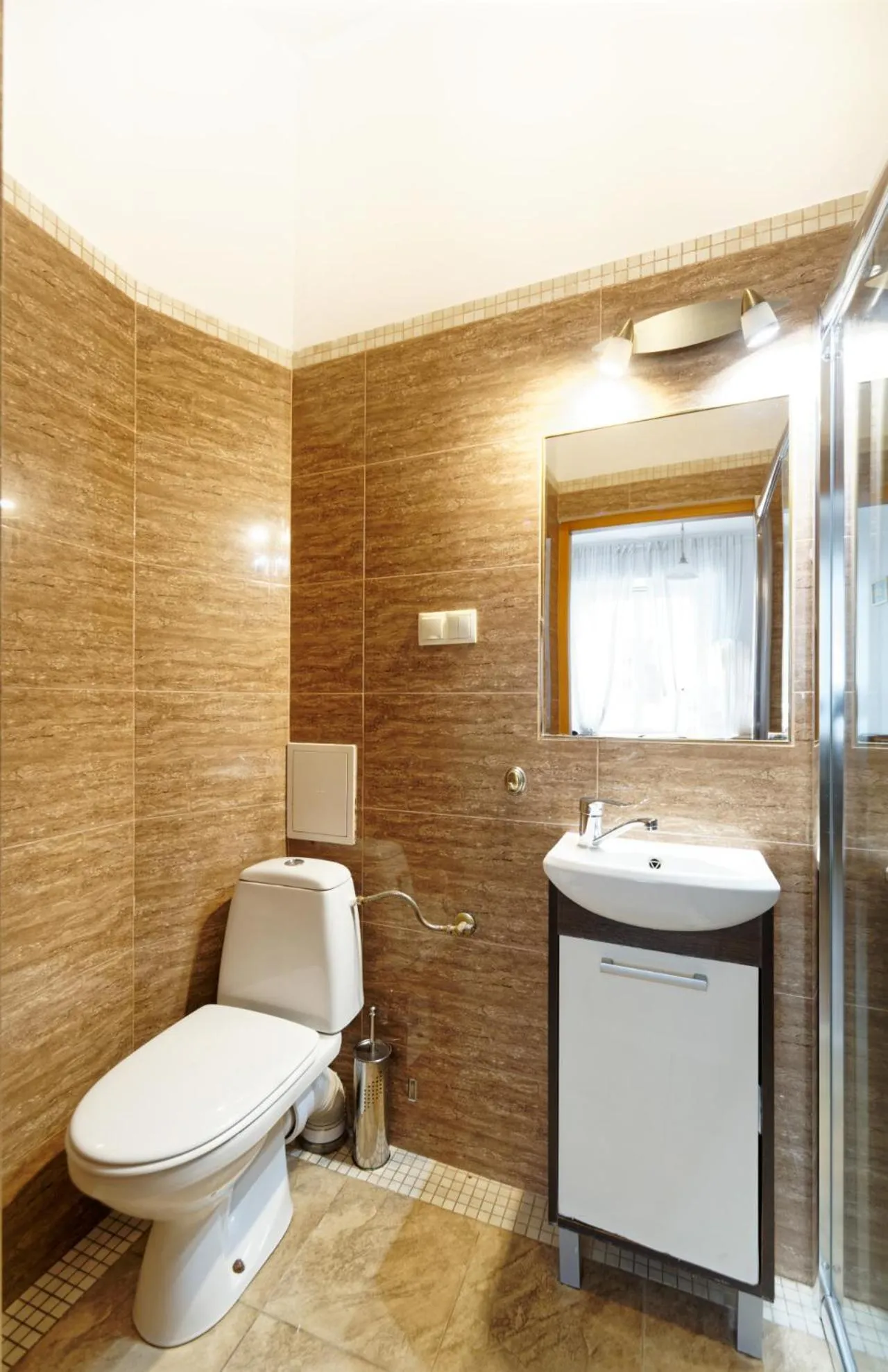 Bathroom in Old Town Kanonia Rooms & Apartments