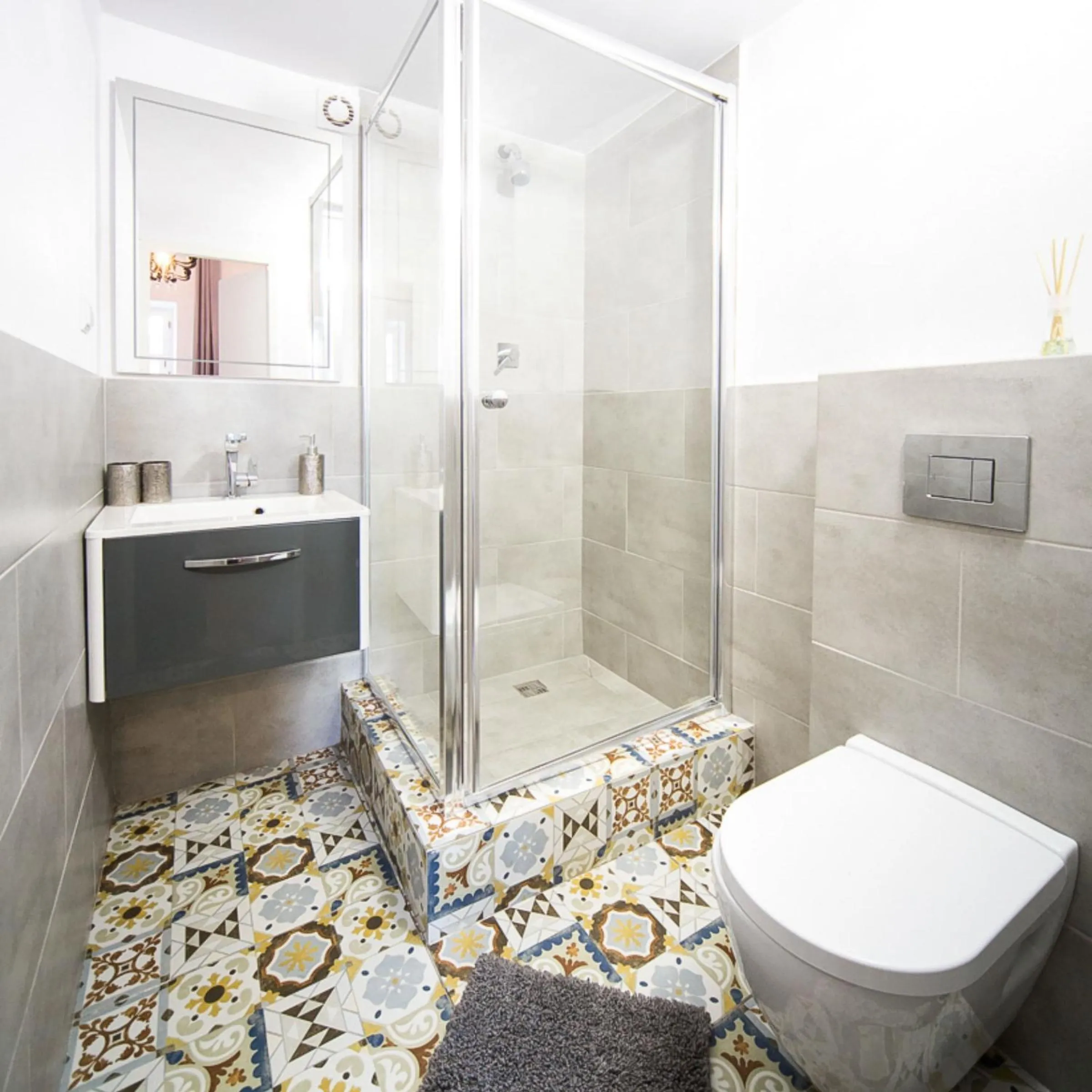 Bathroom in Old Town Kanonia Rooms & Apartments