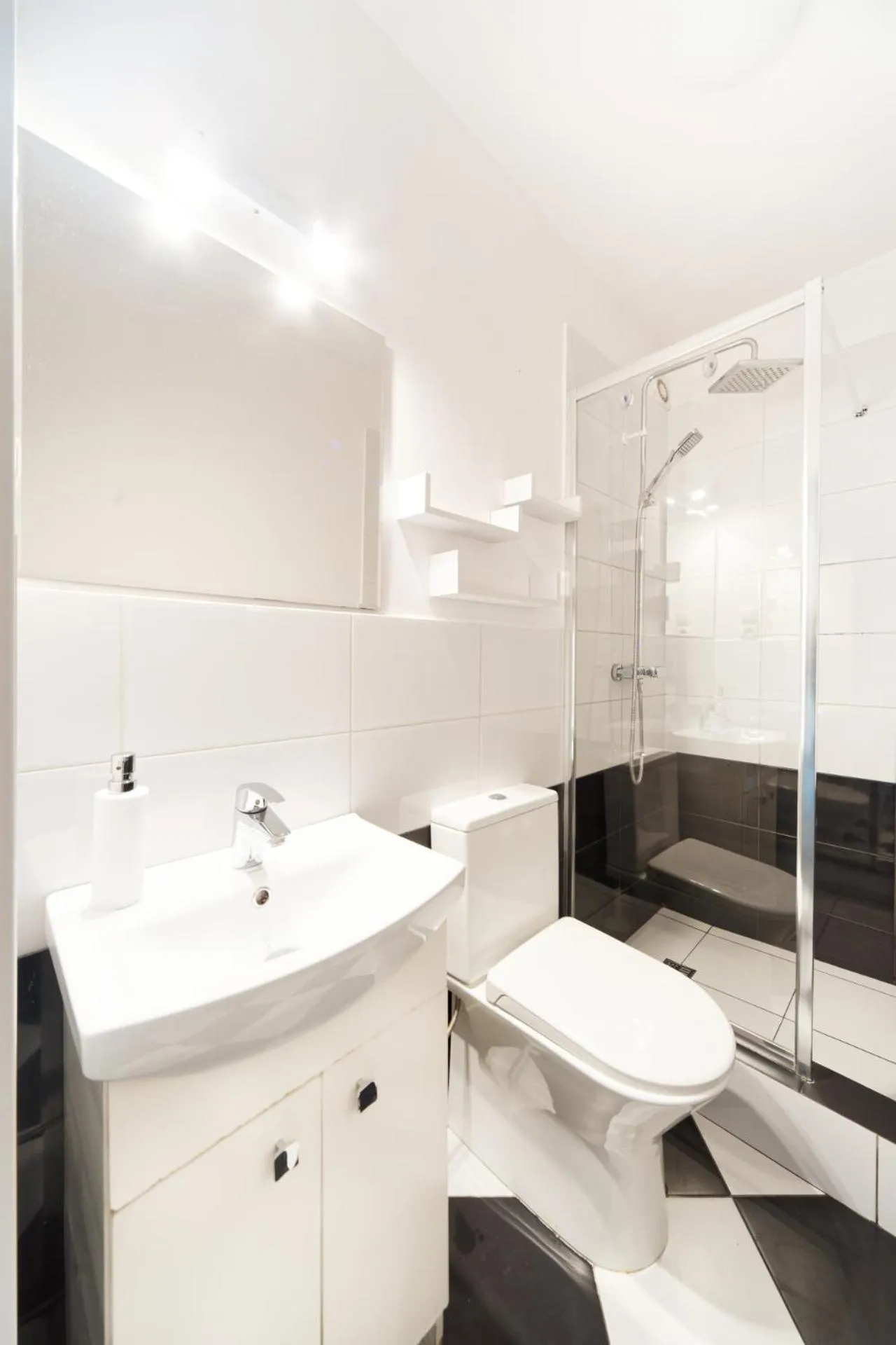 Property building in Old Town Kanonia Rooms & Apartments