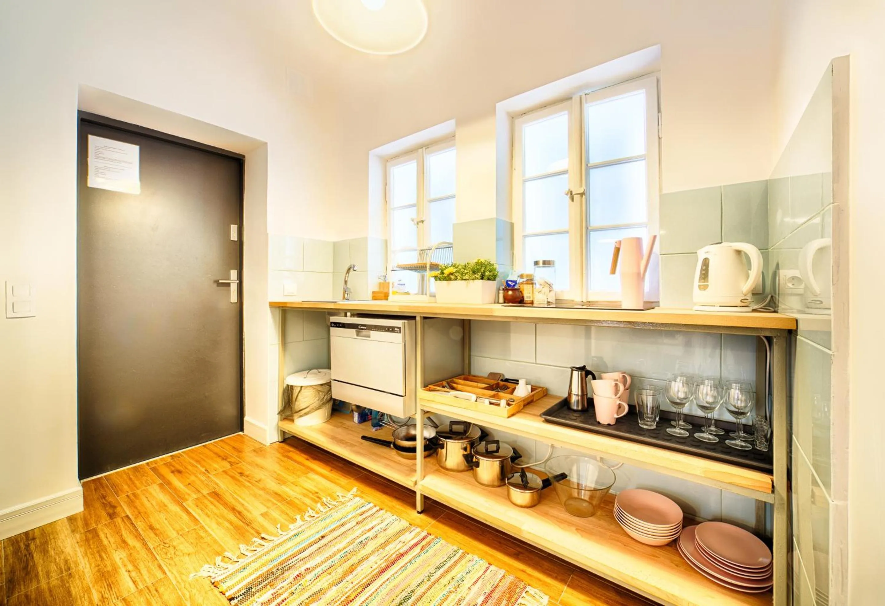 Kitchen or kitchenette in Old Town Kanonia Rooms & Apartments