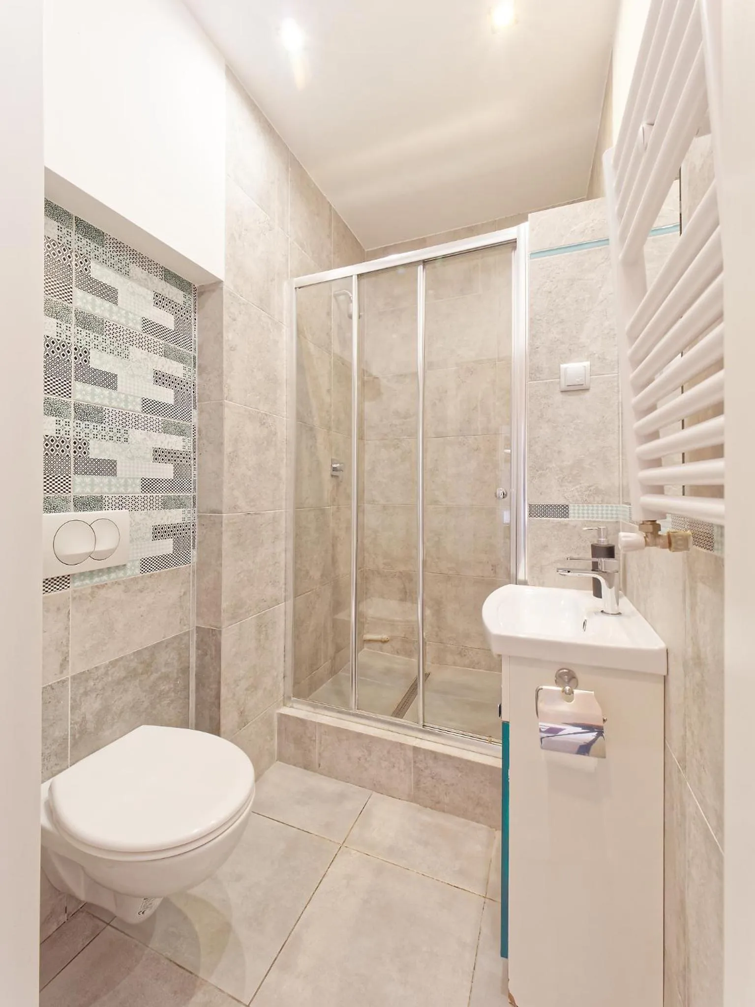 Bathroom in Old Town Kanonia Rooms & Apartments