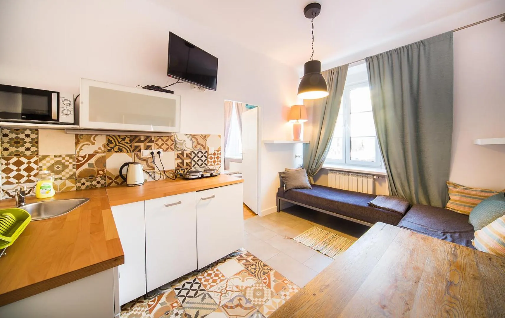 Kitchen or kitchenette in Old Town Kanonia Rooms & Apartments