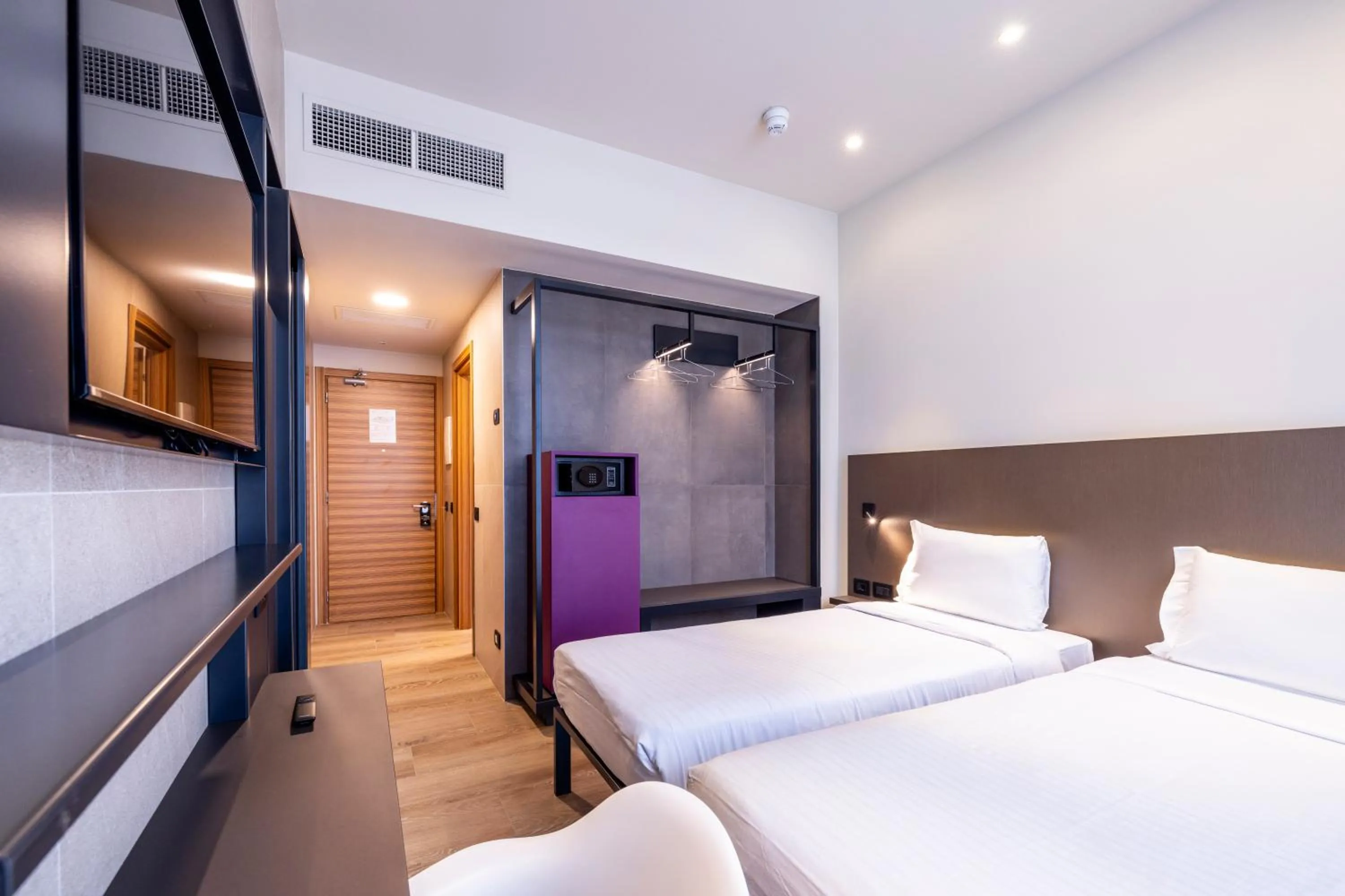 Bedroom, Bed in Hotel degli Arcimboldi