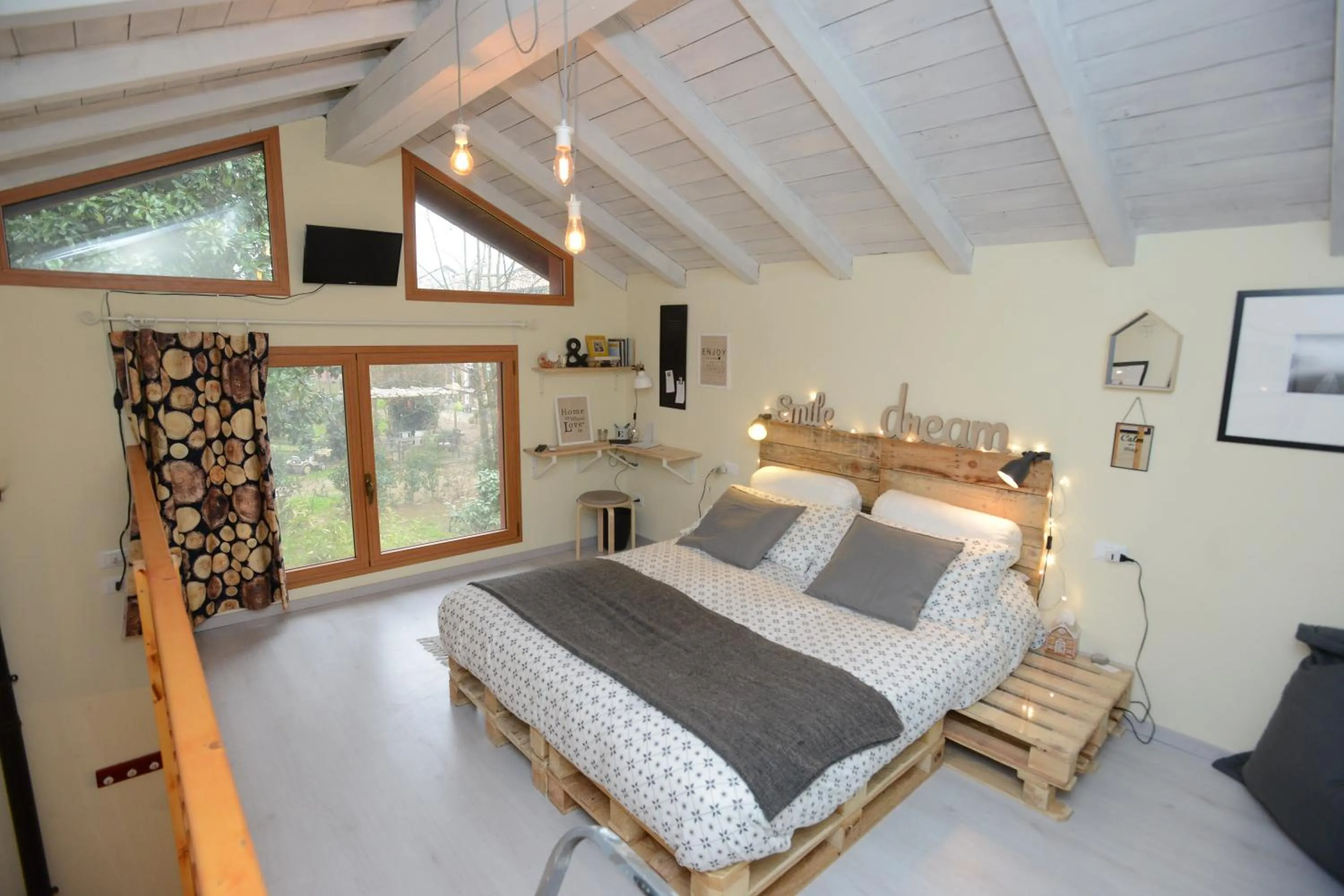 Photo of the whole room in Il Pettirosso B&B