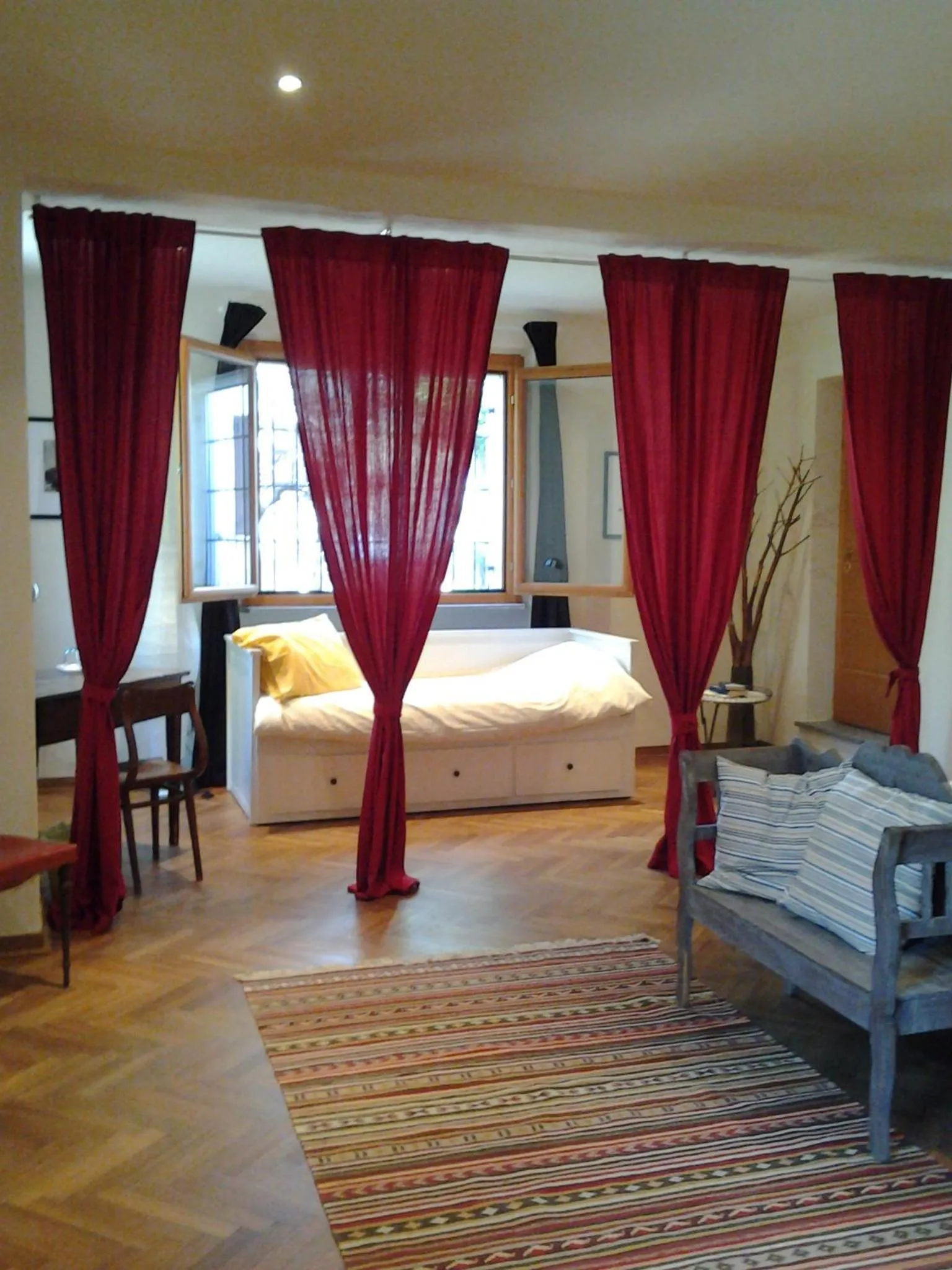 Photo of the whole room in Il Pettirosso B&B