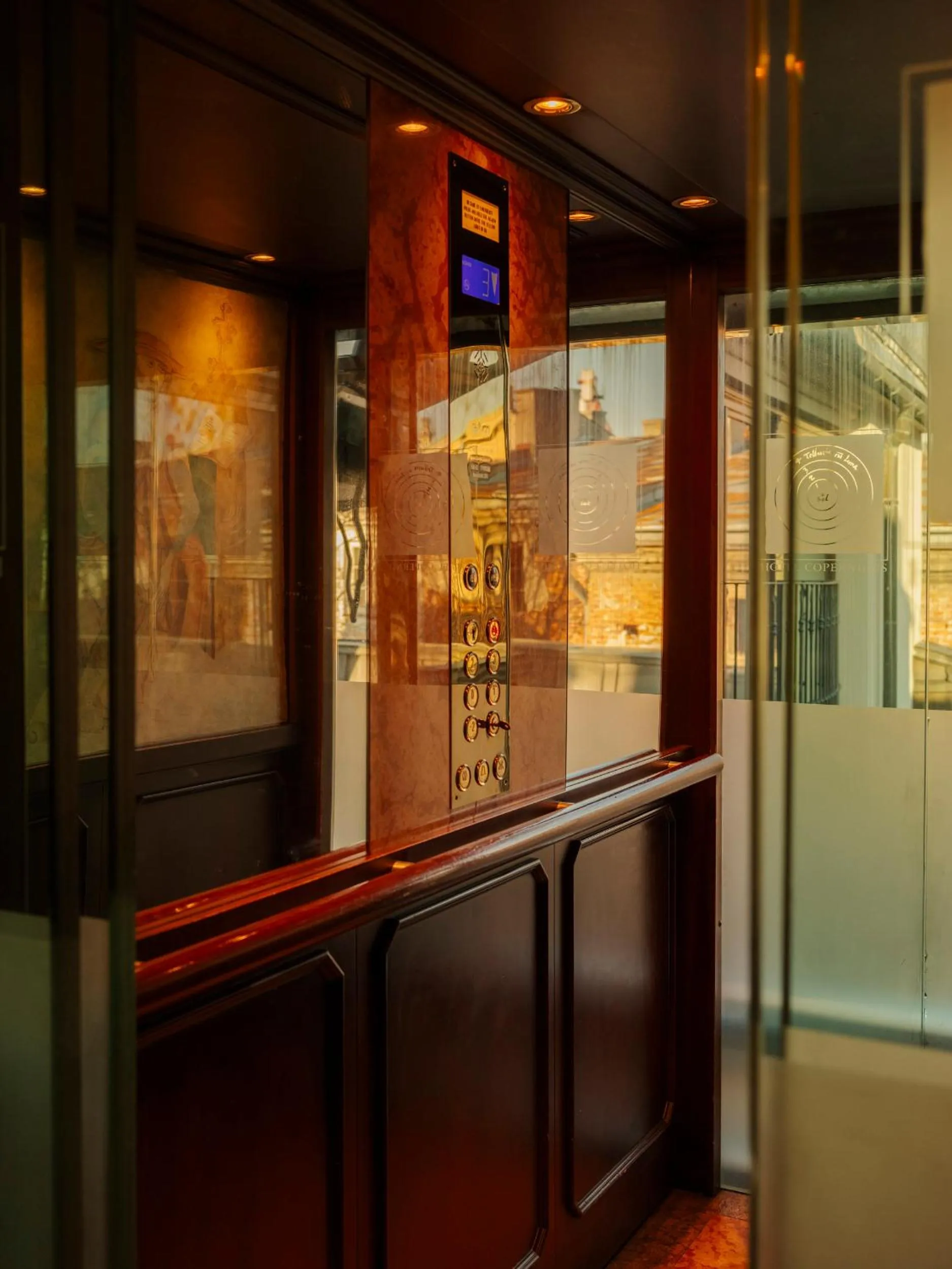 elevator in Hotel Copernicus