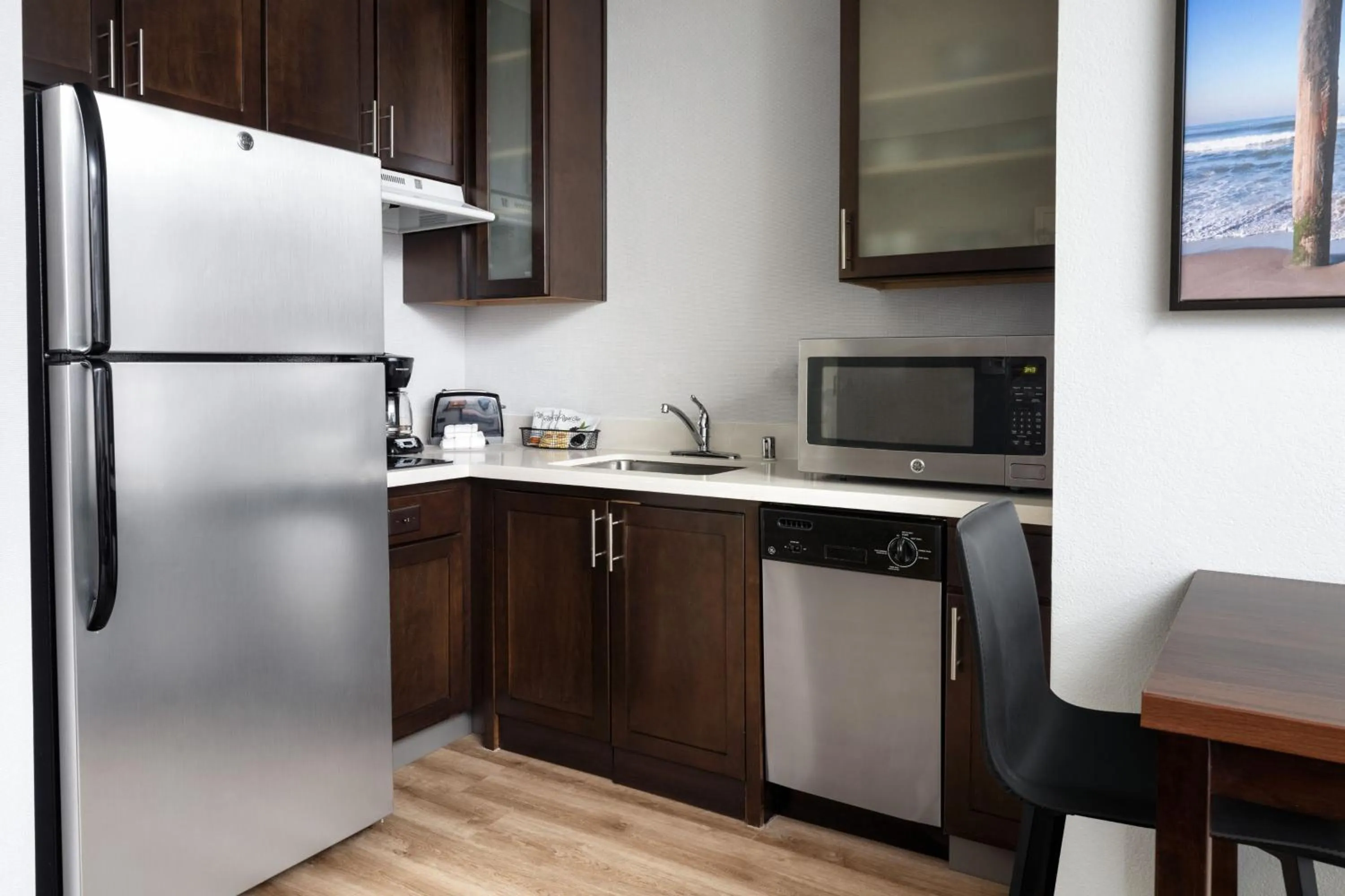 Kitchen or kitchenette in Residence Inn by Marriott Los Angeles Redondo Beach