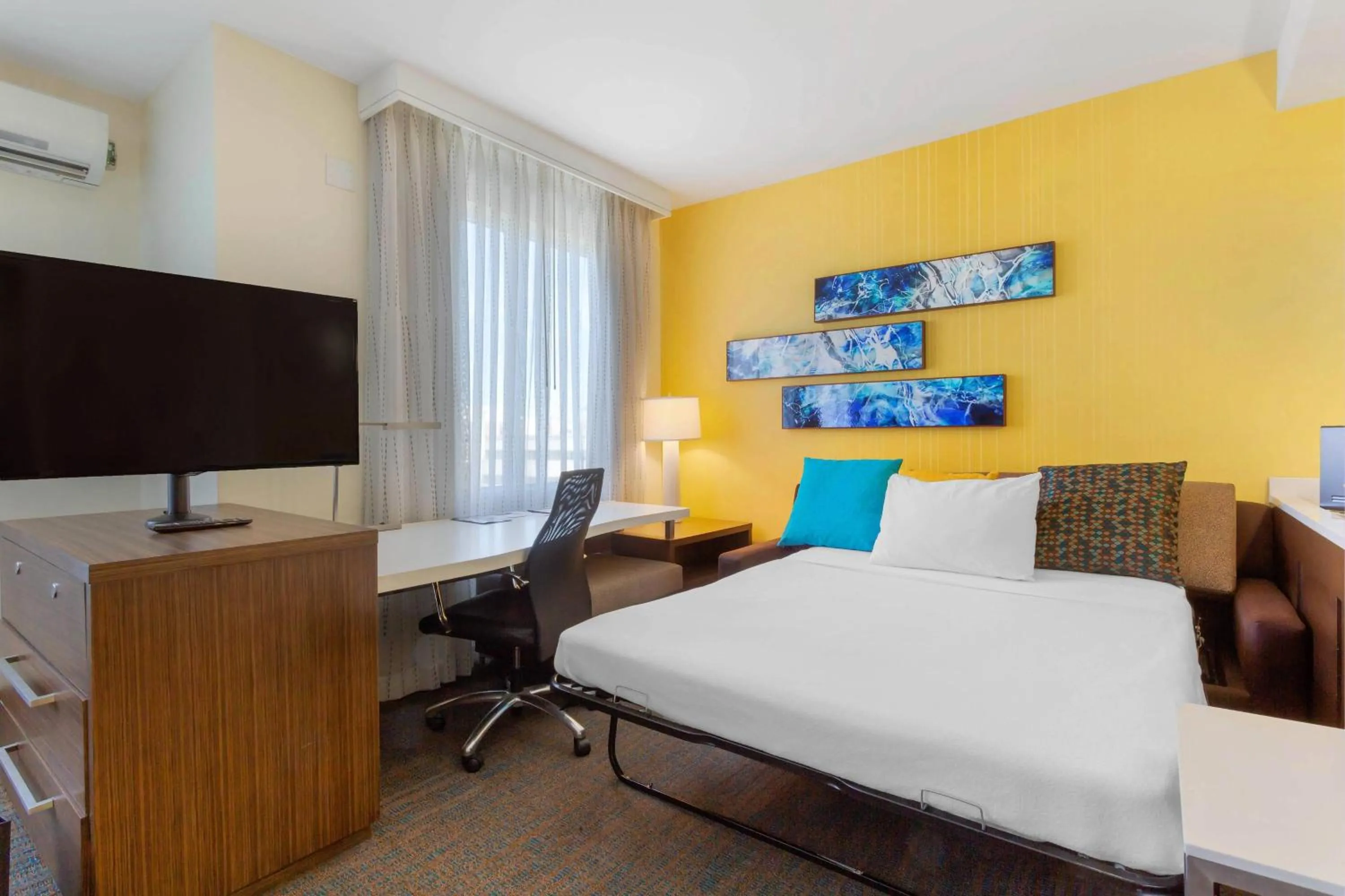 Bedroom, Bed in Residence Inn by Marriott Secaucus Meadowlands