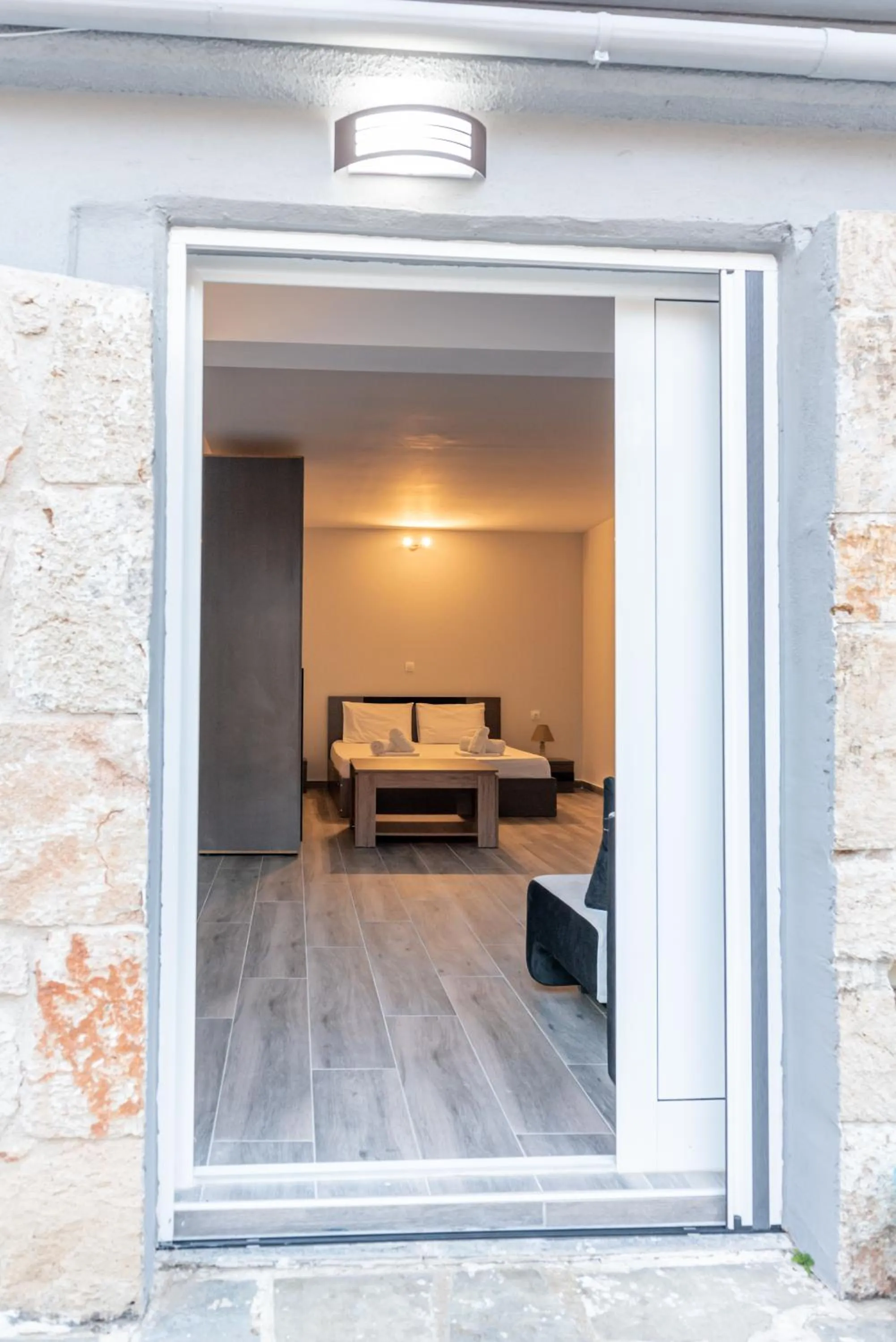 Facade/entrance in Medusa Rooms