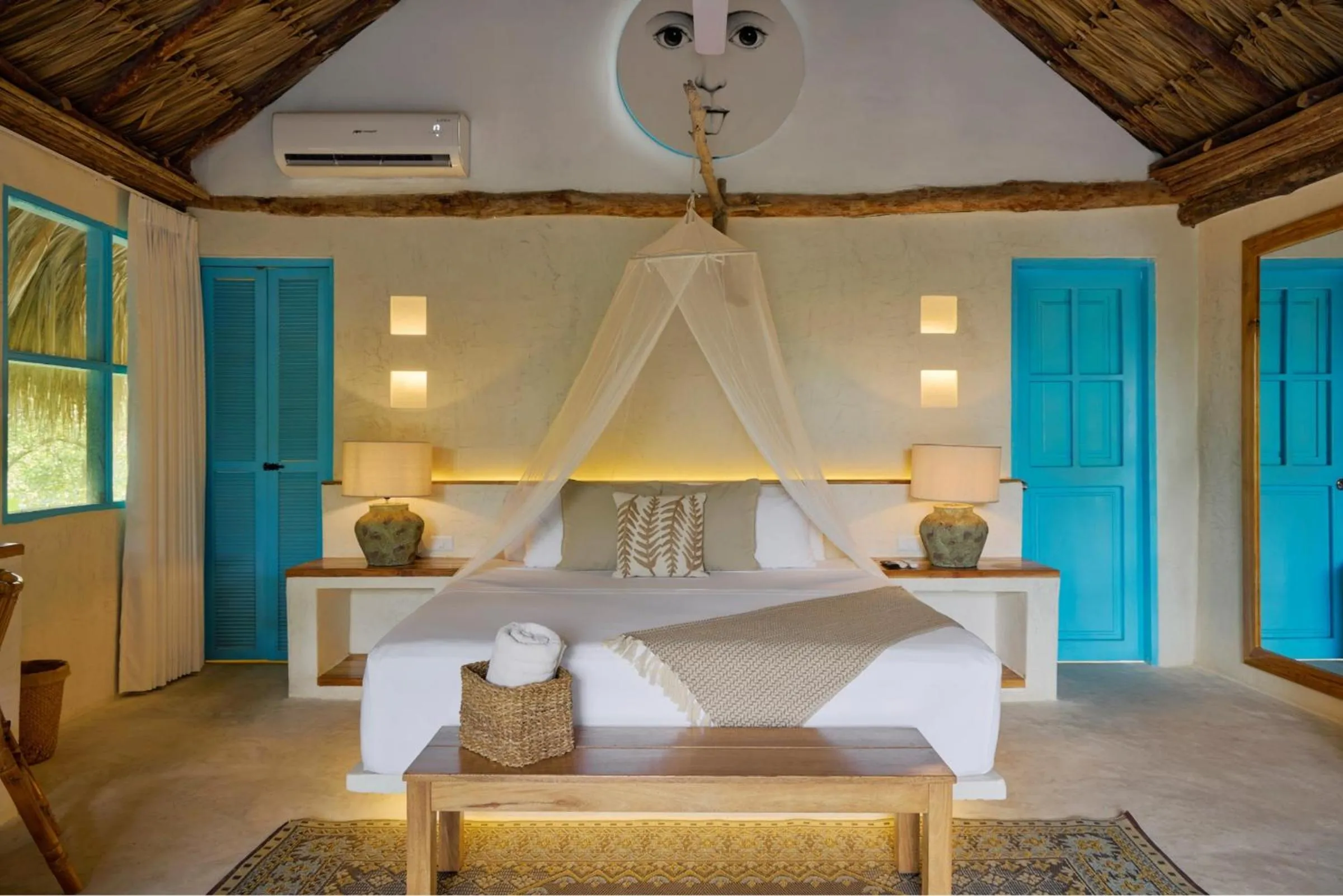 Bed in Fenix Beach Cartagena