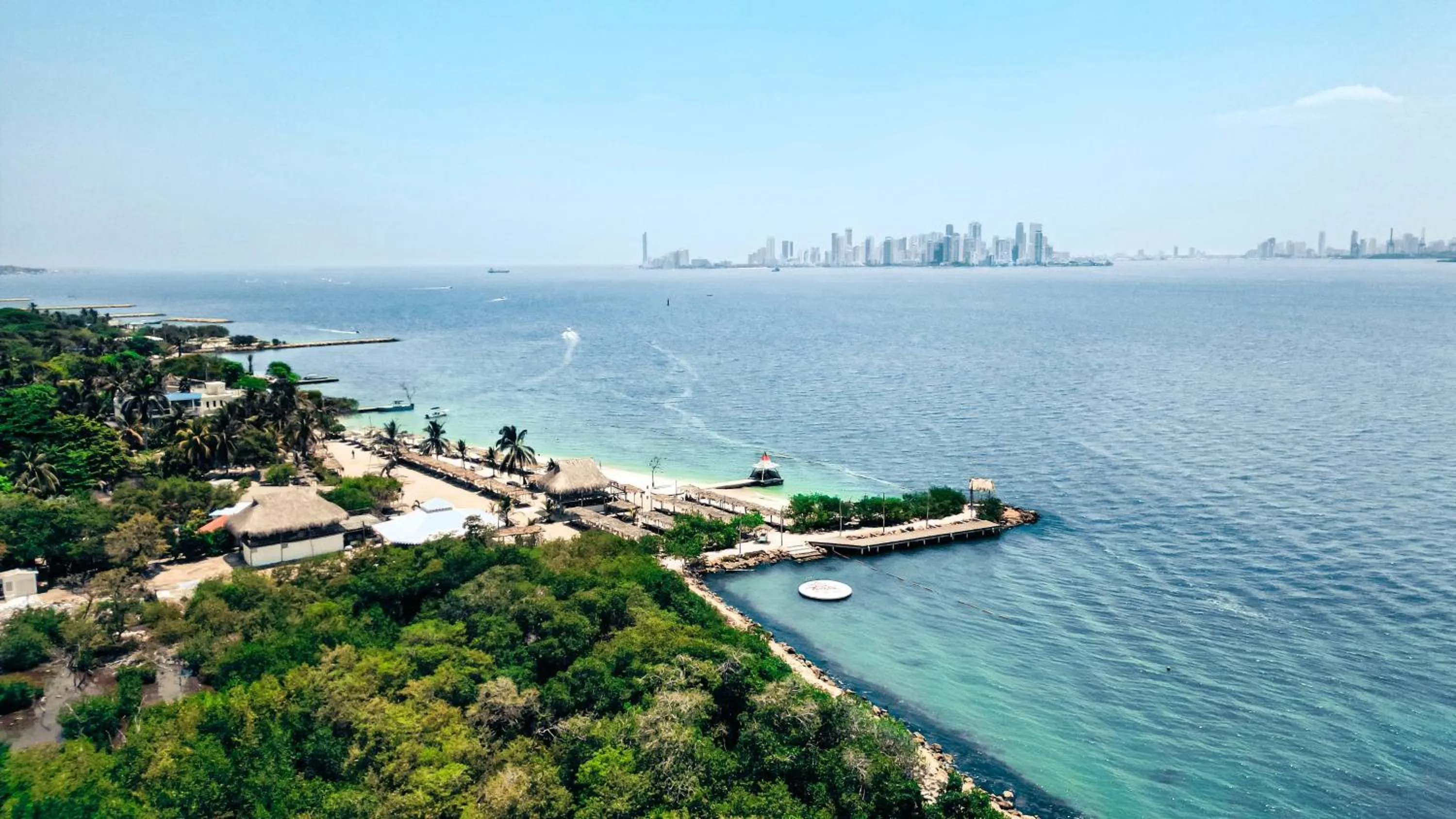 Natural landscape in Fenix Beach Cartagena