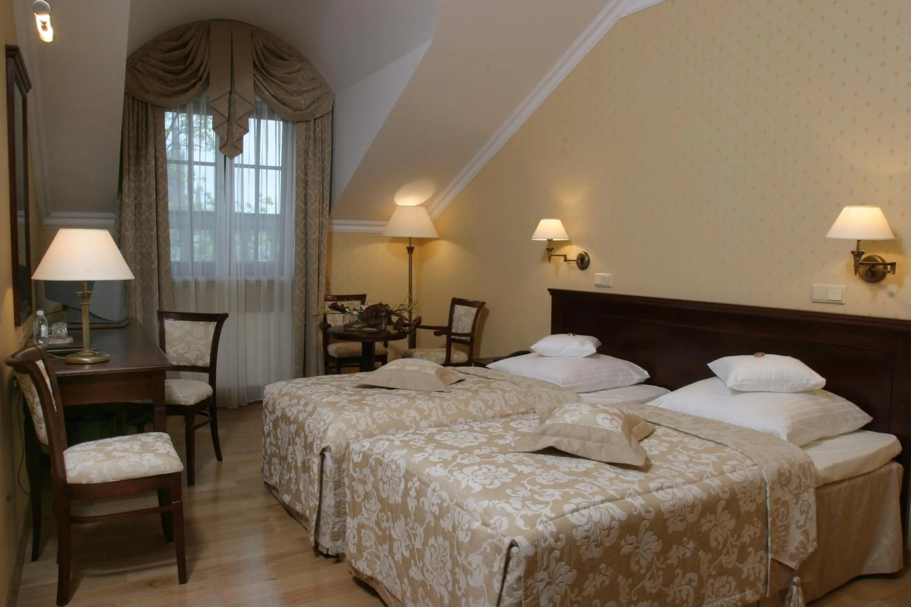 Photo of the whole room, Bed in Hotel Branicki