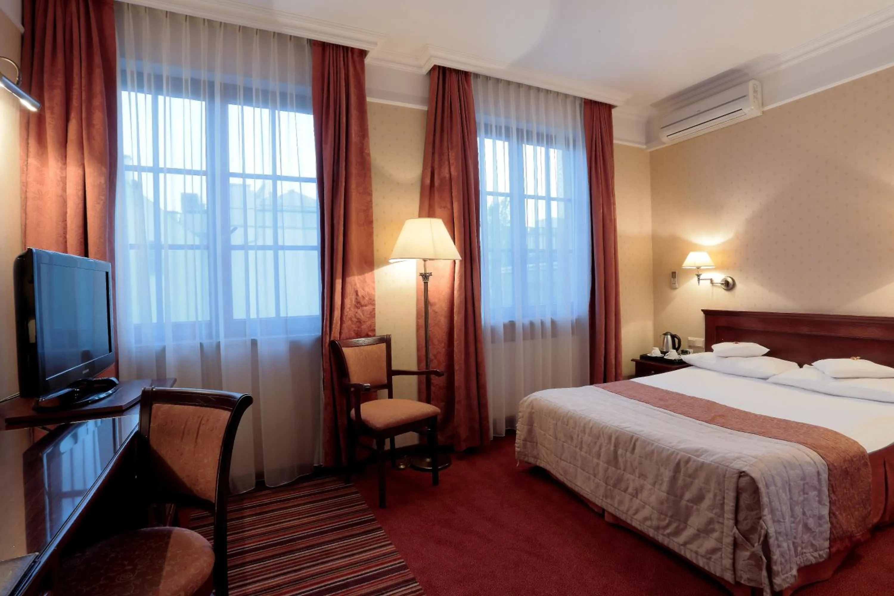 Photo of the whole room, Bed in Hotel Branicki