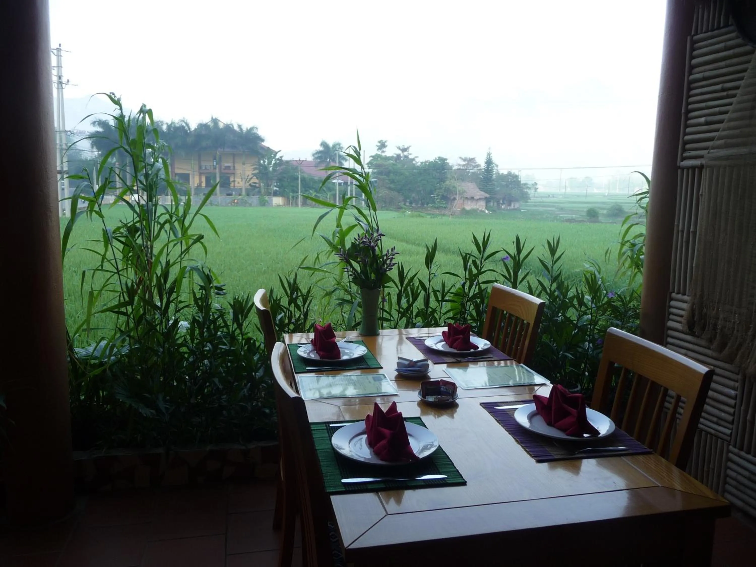 Restaurant/places to eat in Mai Chau Valley View Hotel