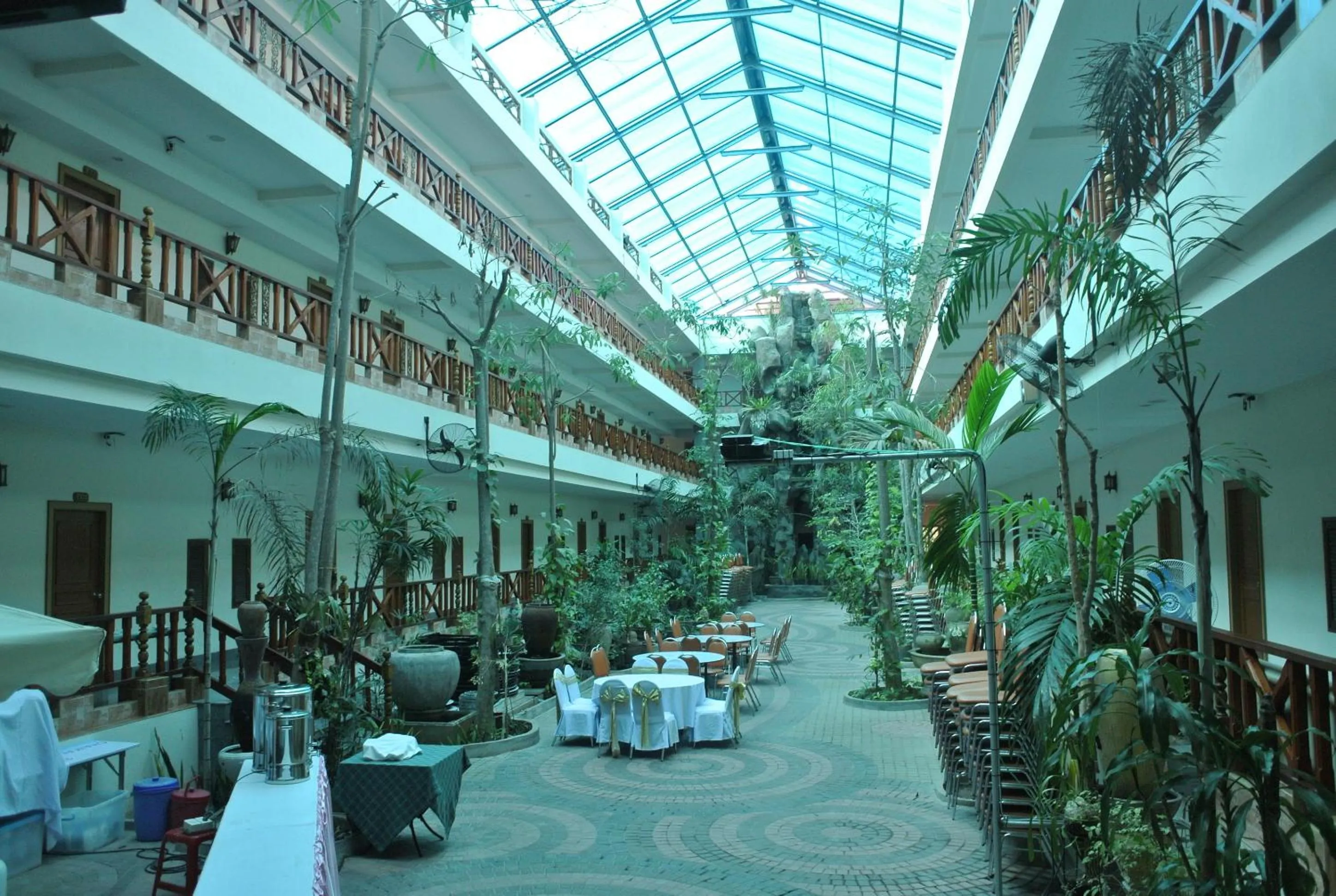 Facade/entrance in Chaikana Thani Hotel