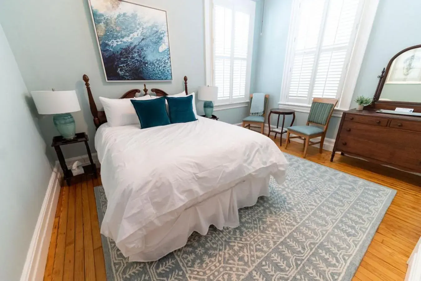 Deluxe Queen Room in The Edenton Collection-Captain's Quarters Inn Deluxe Queen Room in The Edenton Collection-Captain's Quarters Inn