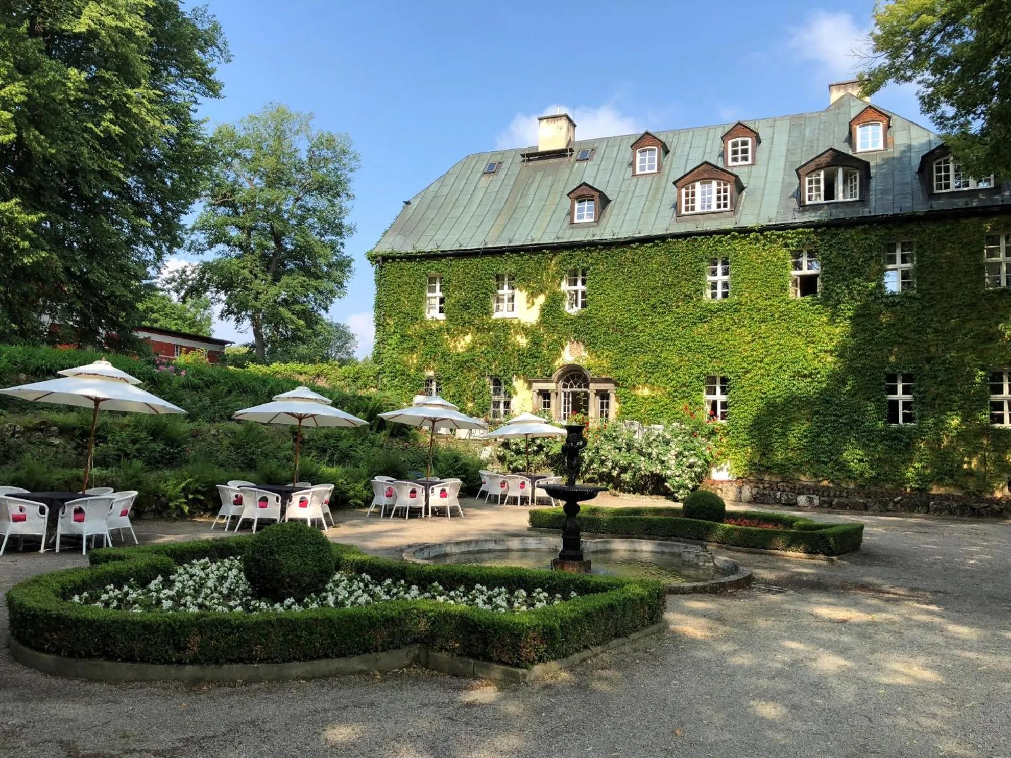 Property building in Hotel Palac Staniszow