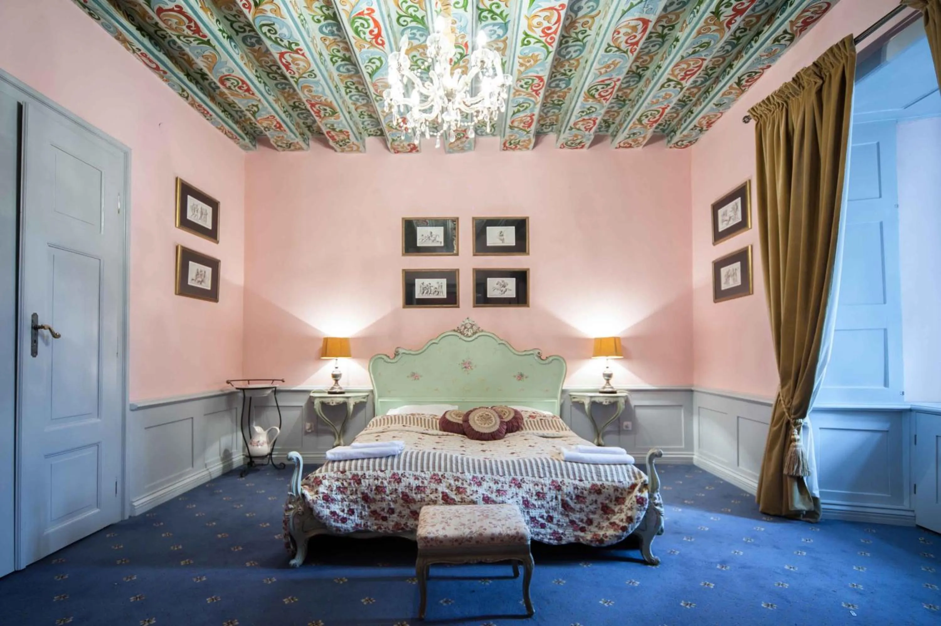 Bed in Hotel Palac Staniszow