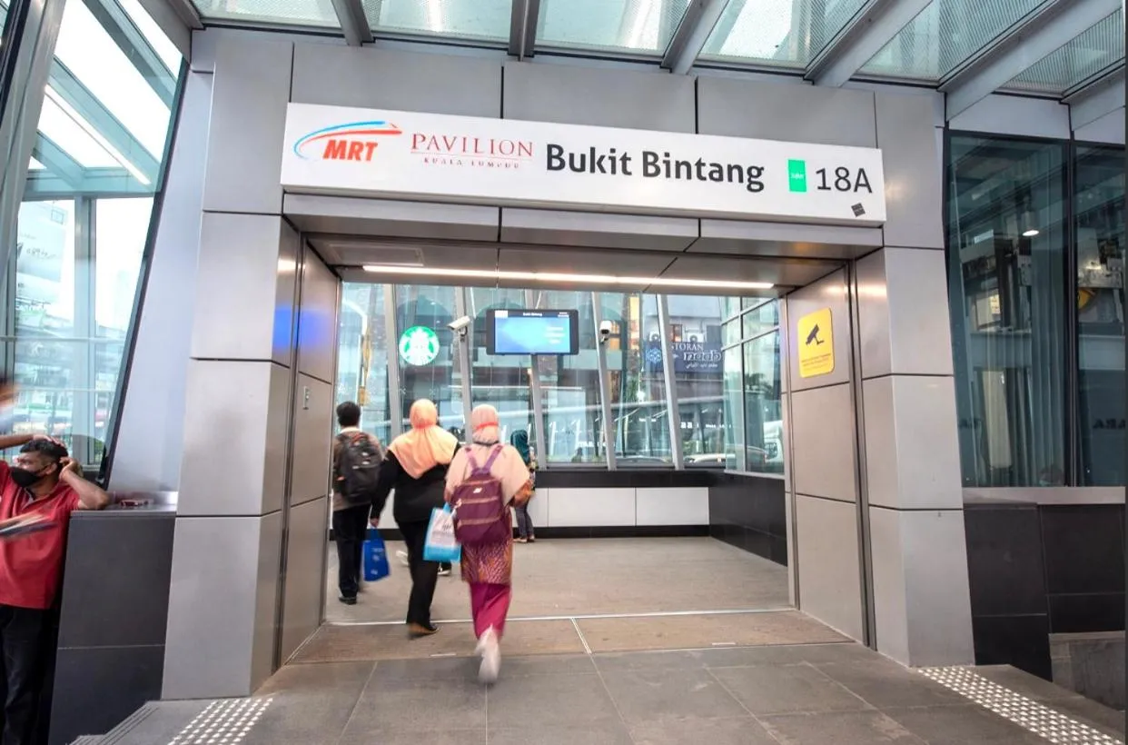 Fahrenheit88-Korea Theme Bukit Bintang Kuala Lumpur 2R2B 6Pax