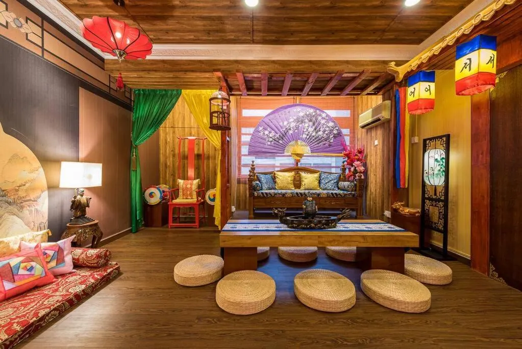 Fahrenheit88-Korea Theme Bukit Bintang Kuala Lumpur 2R2B 6Pax