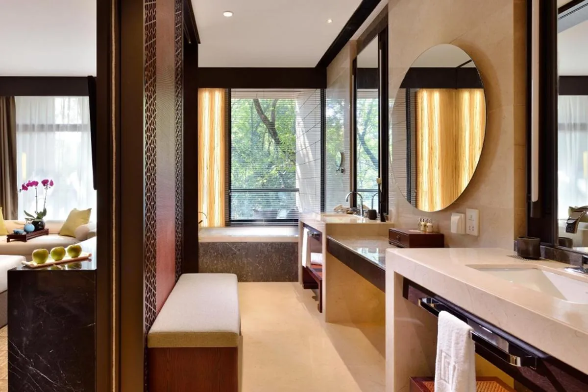 Bed in Millennium Resort Hangzhou