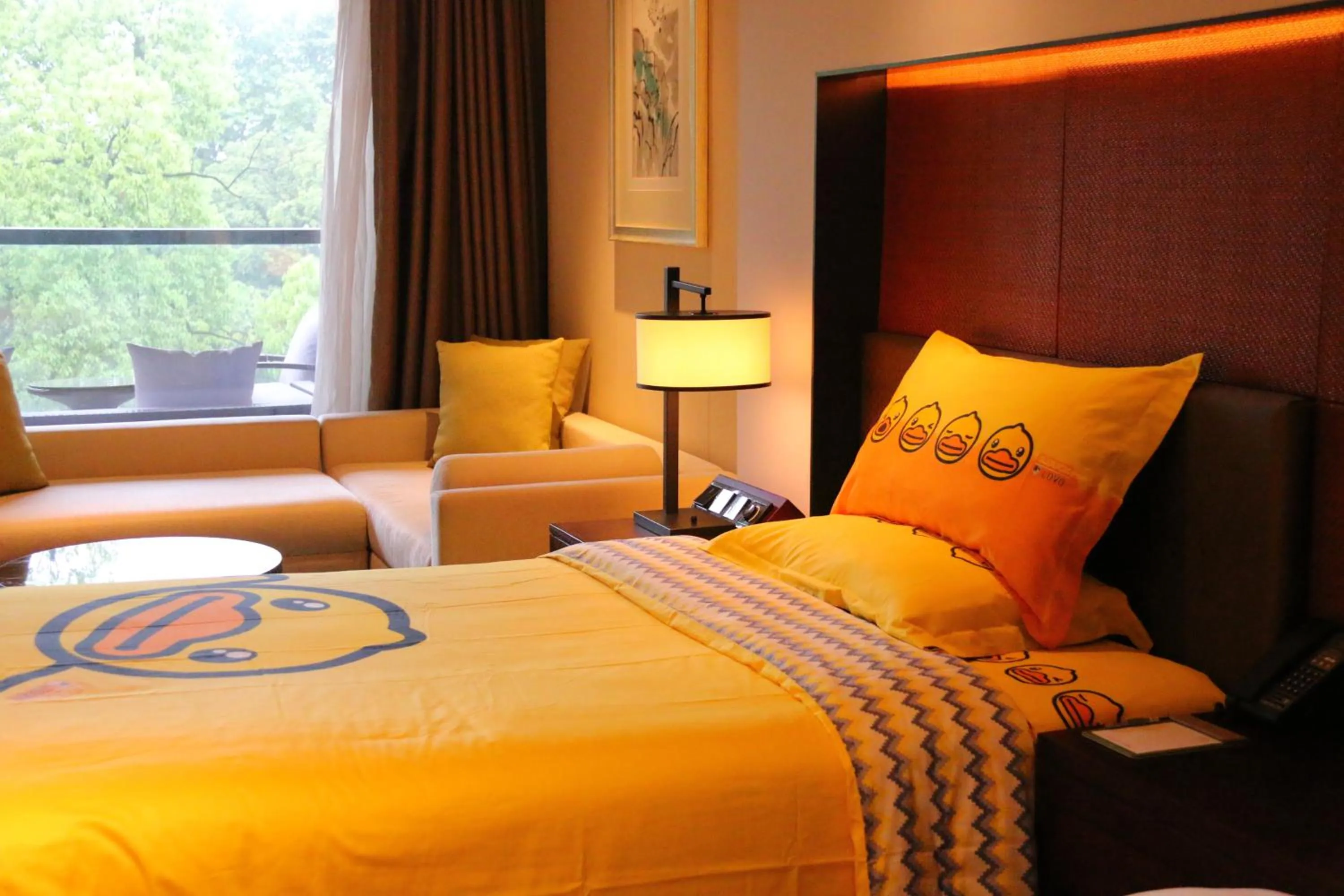 Family, Bed in Millennium Resort Hangzhou