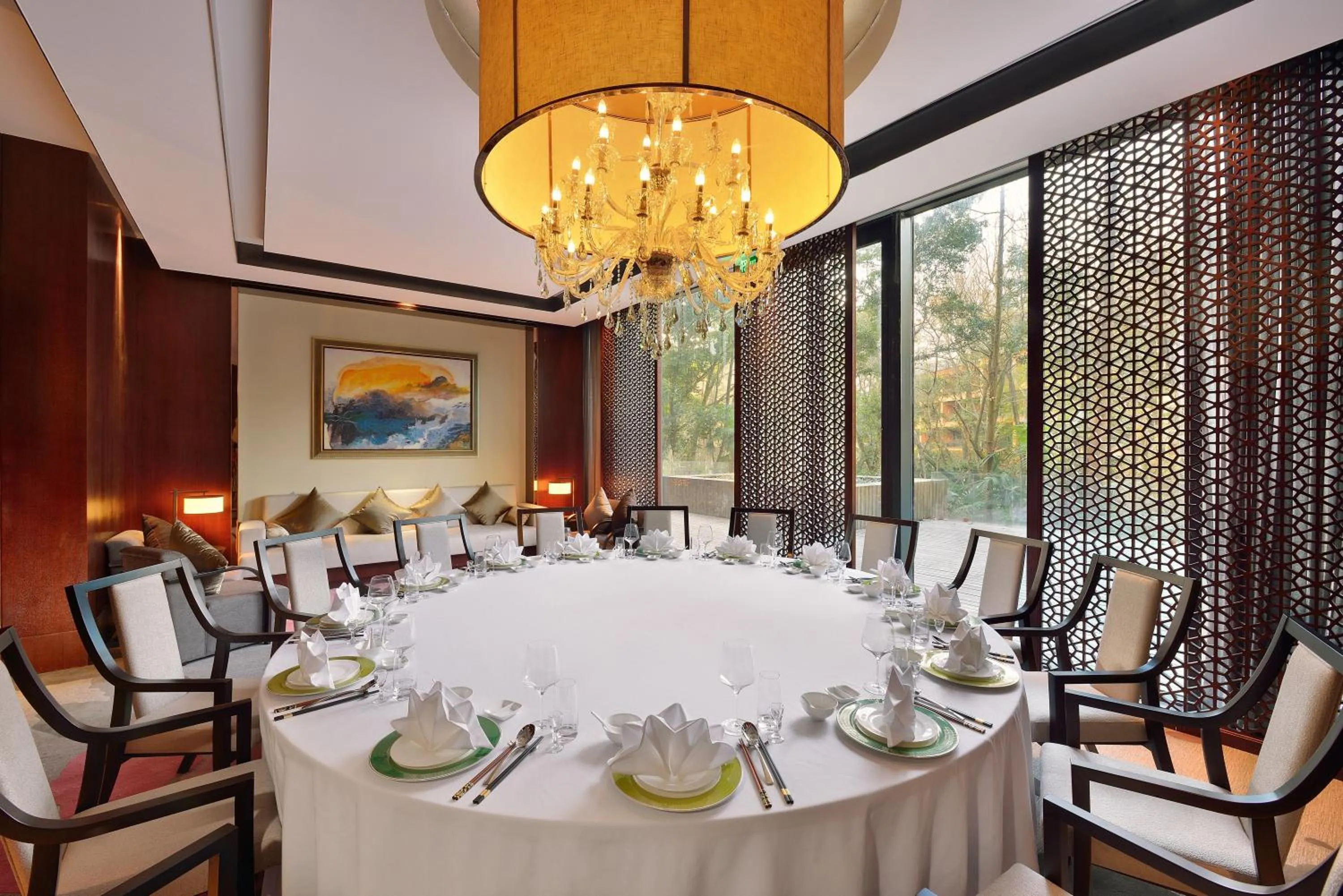 Restaurant/places to eat in Millennium Resort Hangzhou