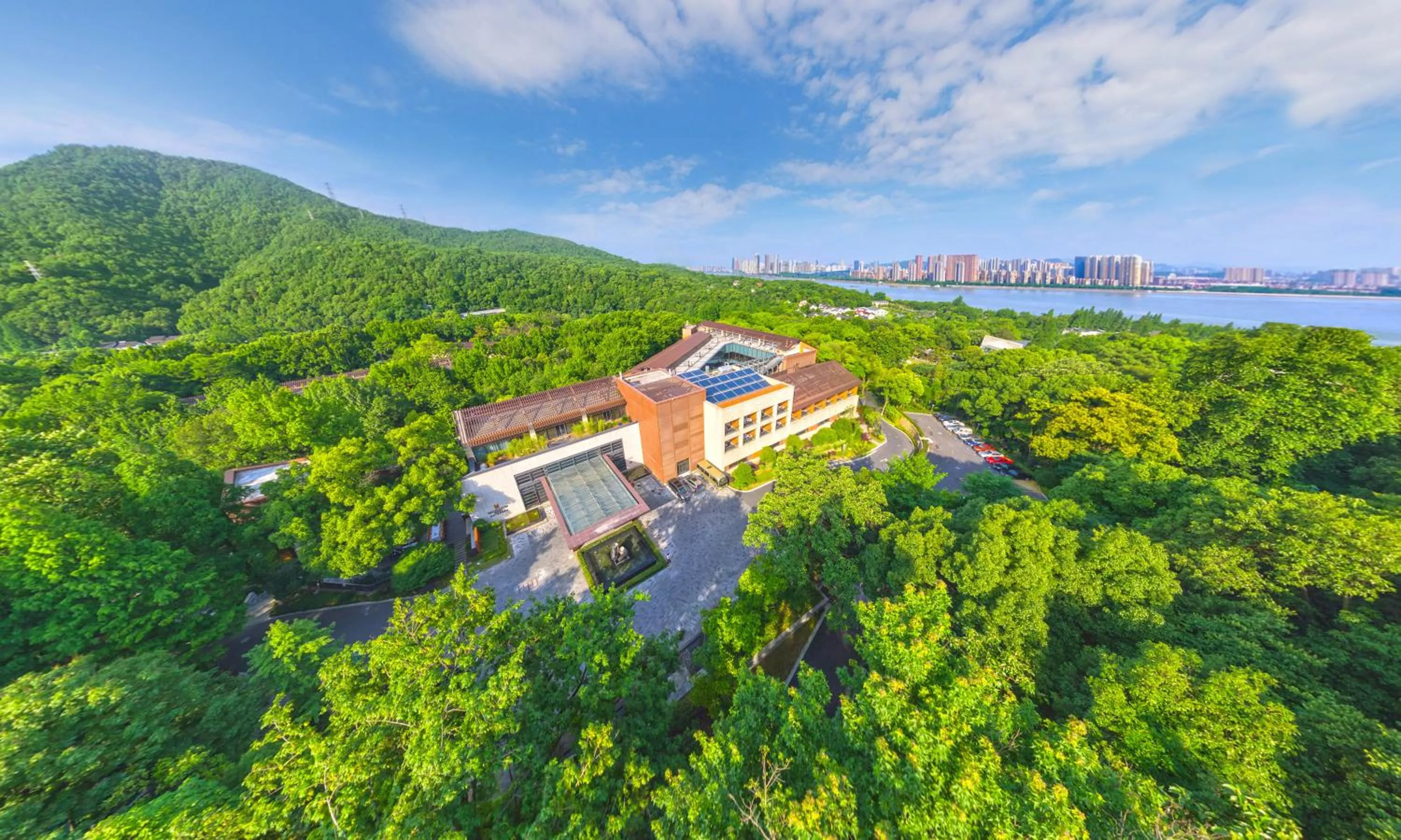 Bird's eye view in Millennium Resort Hangzhou