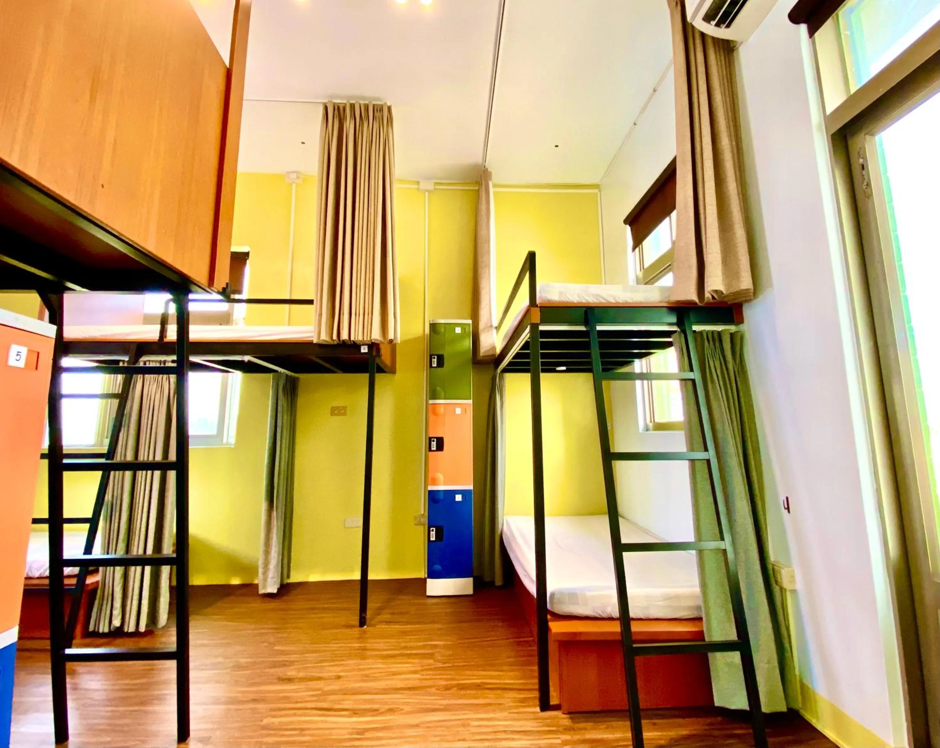Photo of the whole room, Bed in 澎湖北吉光背包客民宿 Bayhouse Hostel Penghu