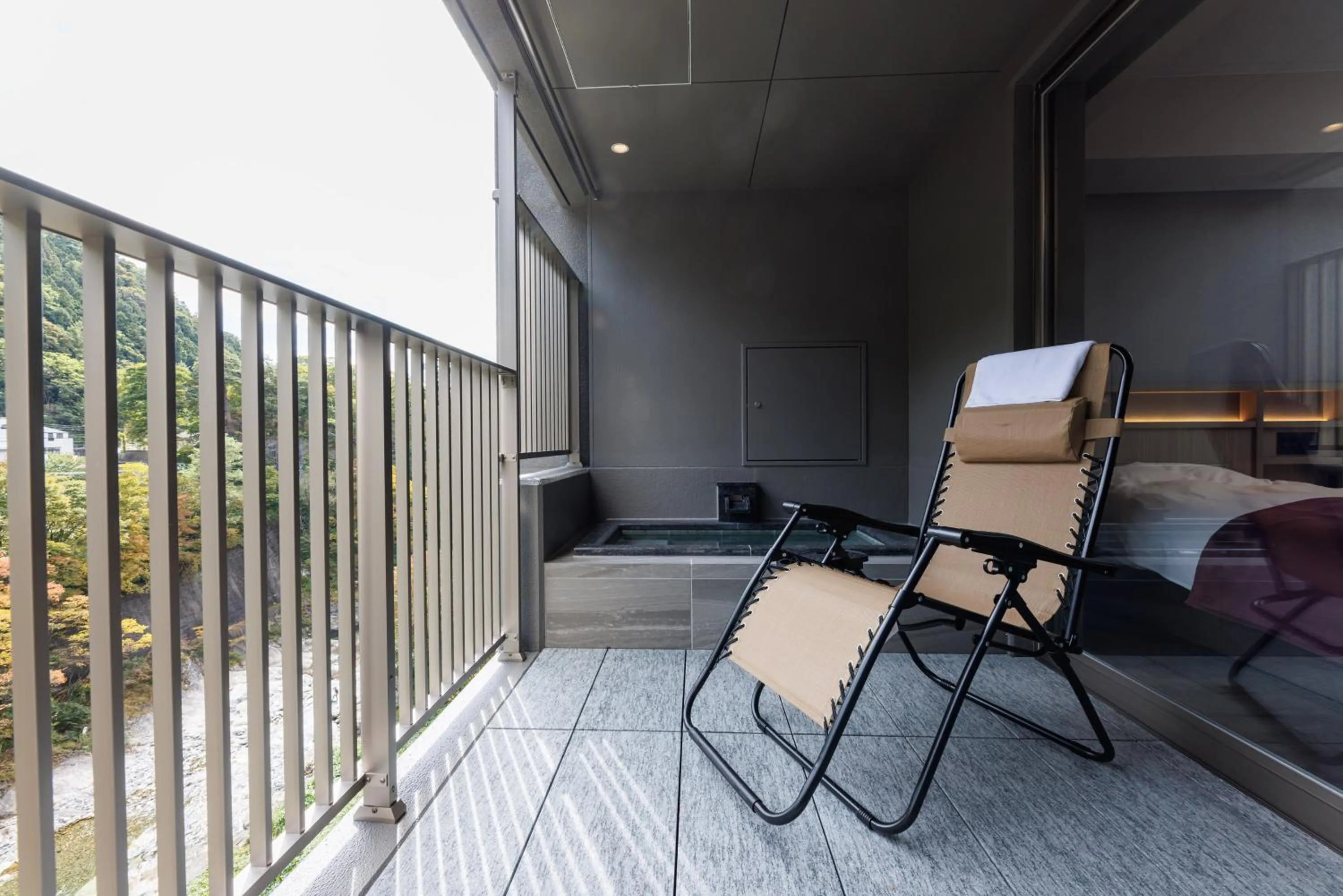 Hot Spring Bath in Minakami Onsen Aratashi Minakami