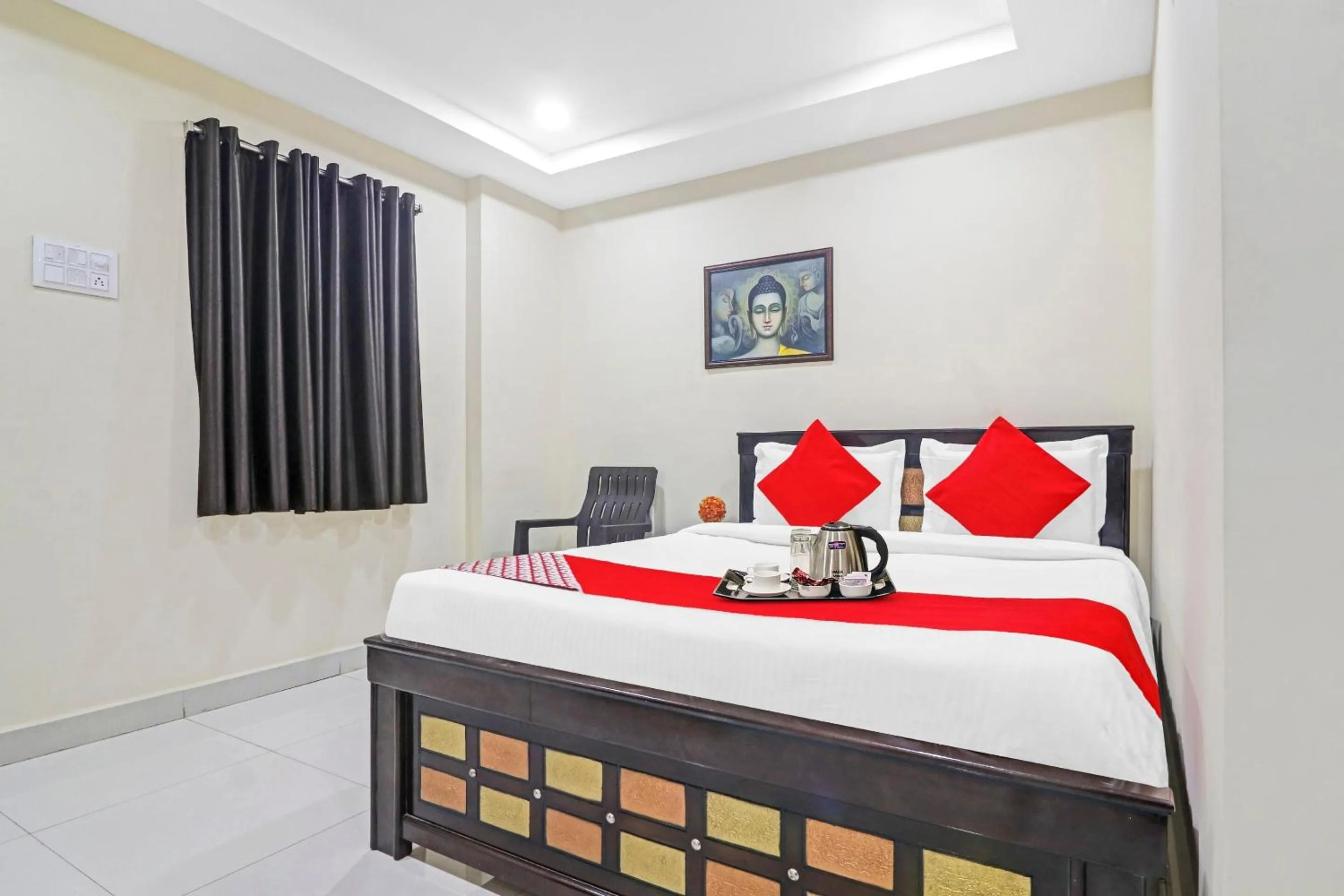 Bedroom, Bed in Super Hotel O Honey Heights Near Botanical Garden