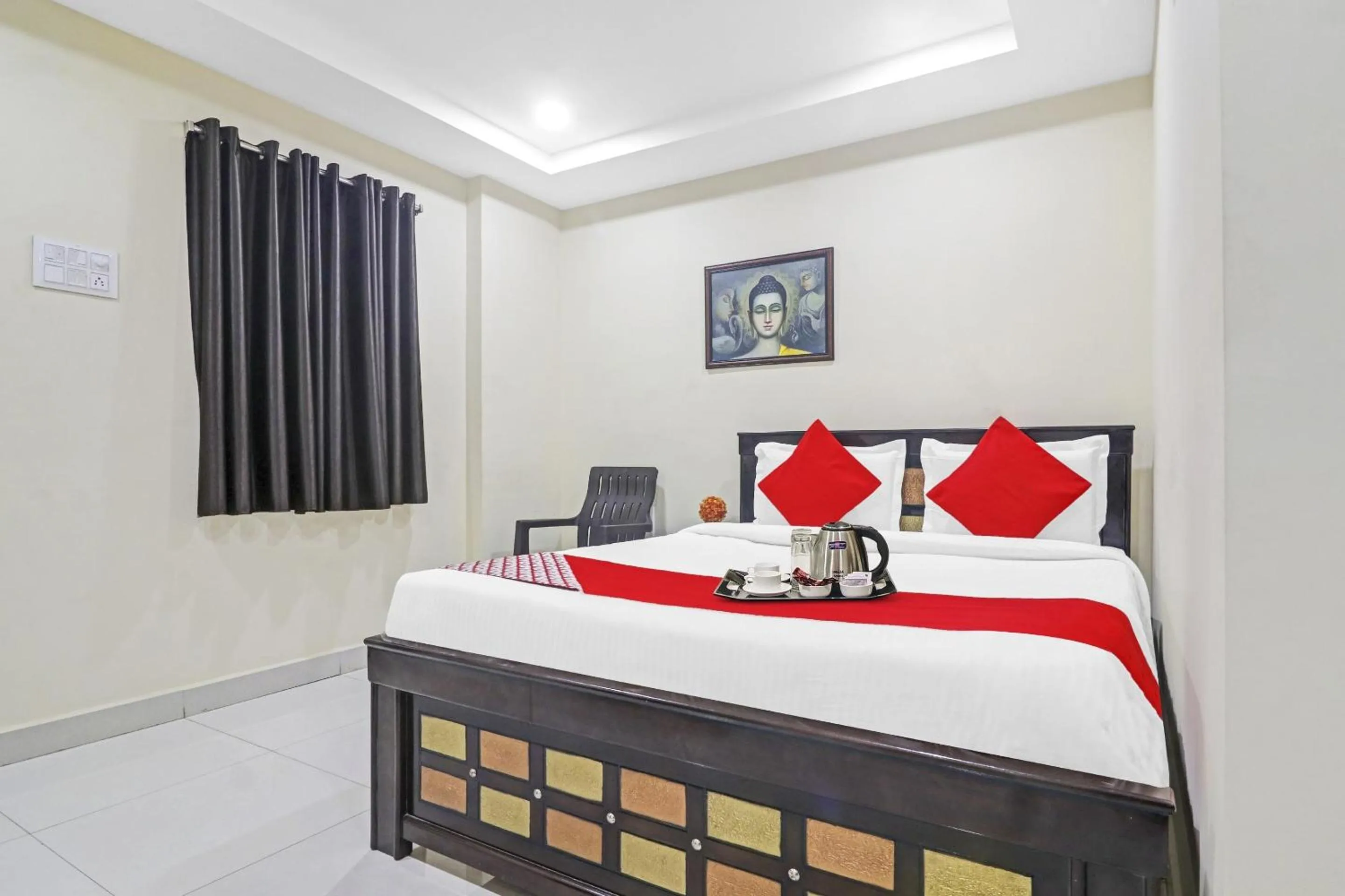 Bedroom, Bed in Super Hotel O Honey Heights Near Botanical Garden